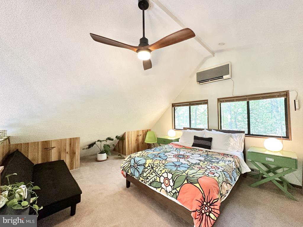 THE WOODS - Residential