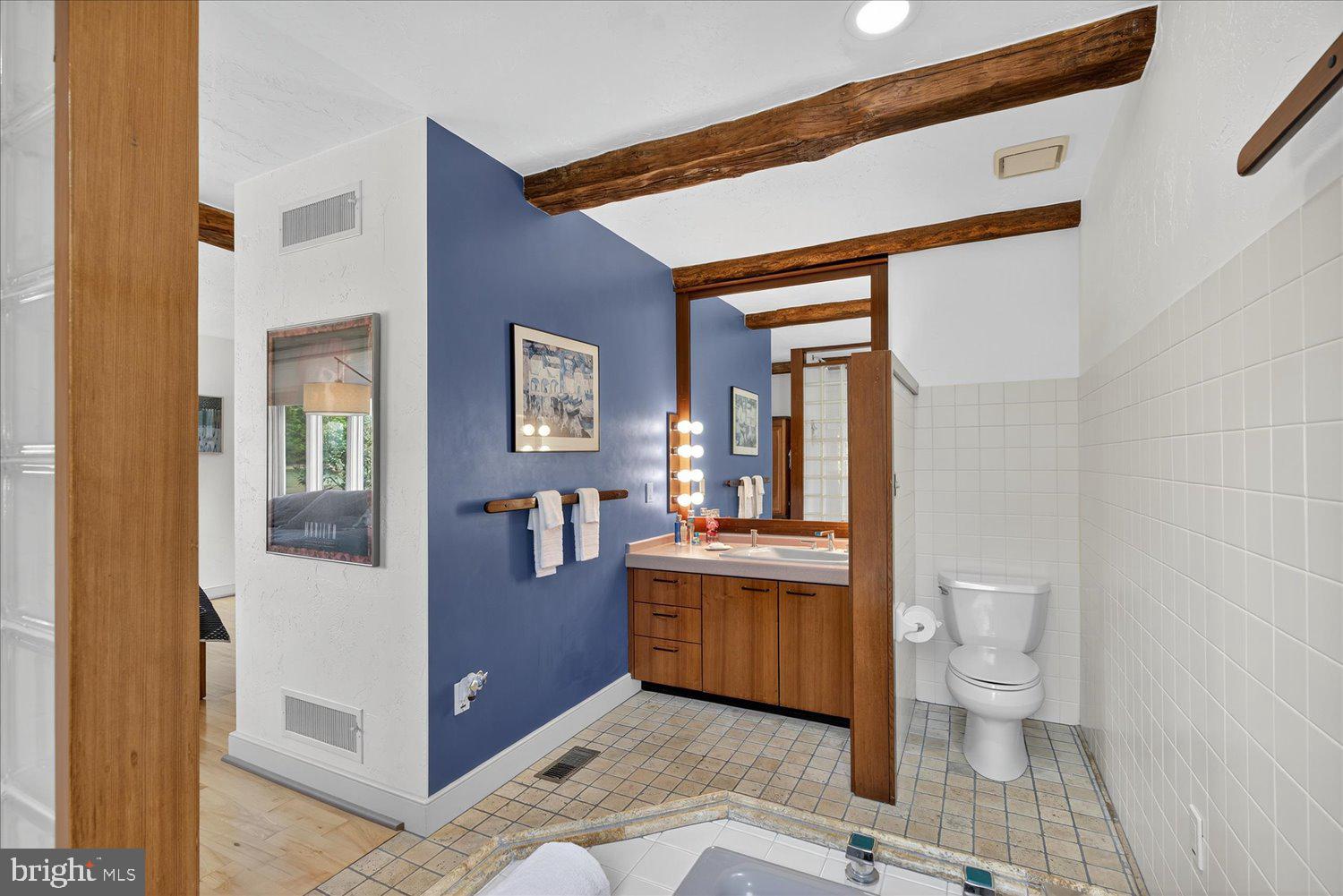 NONE, RURAL - Residential