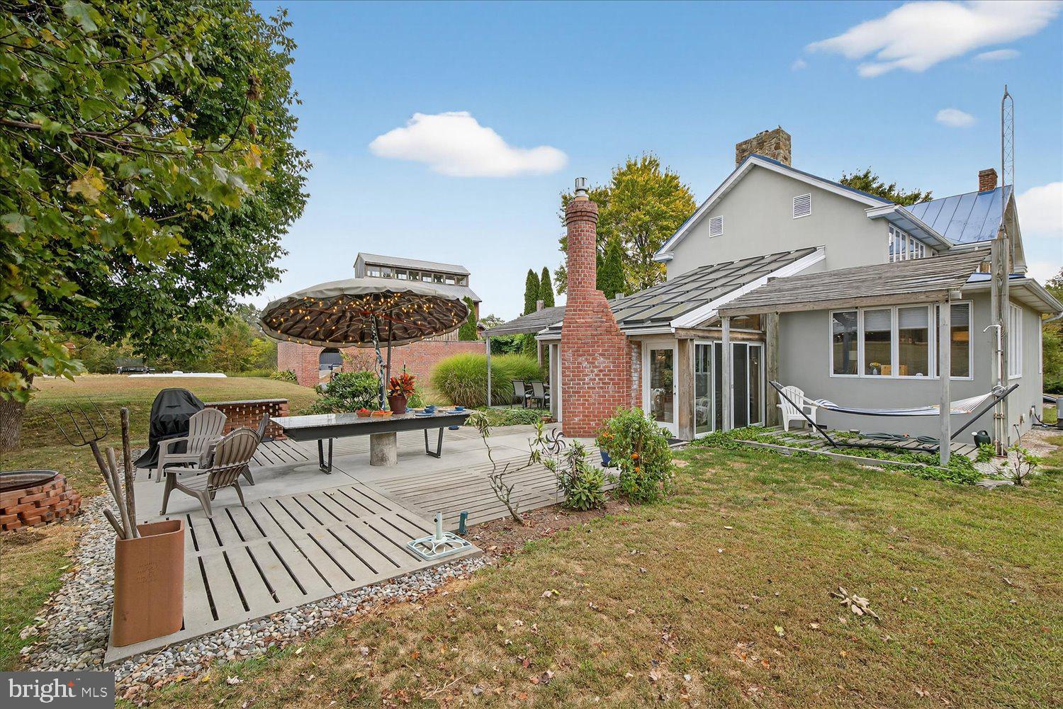 NONE, RURAL - Residential