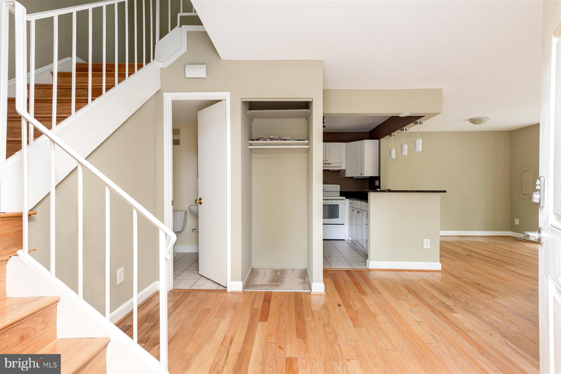 CLUBSIDE - Residential