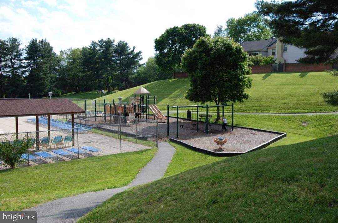 CLUBSIDE - Residential