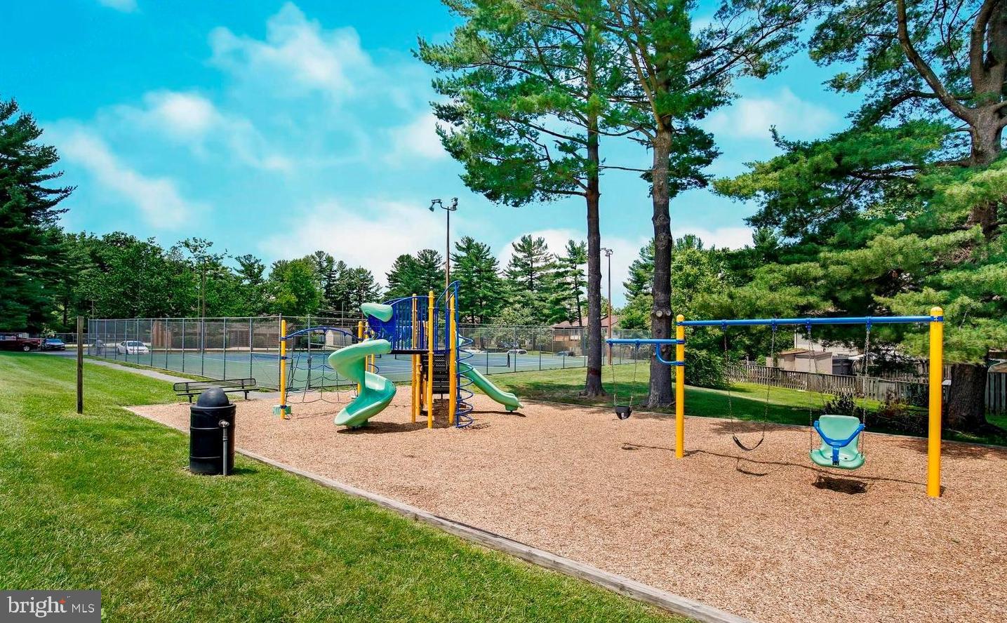 CLUBSIDE - Residential