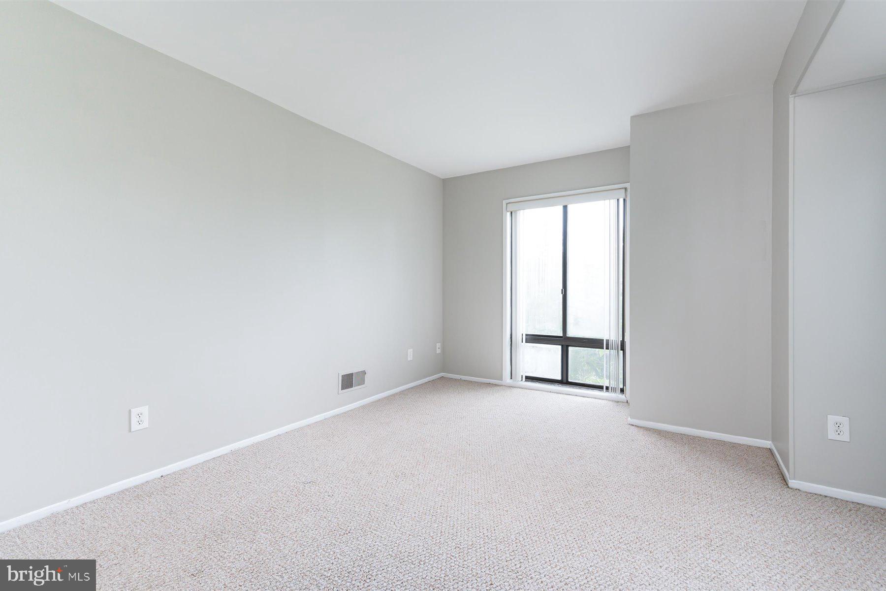 CLUBSIDE - Residential