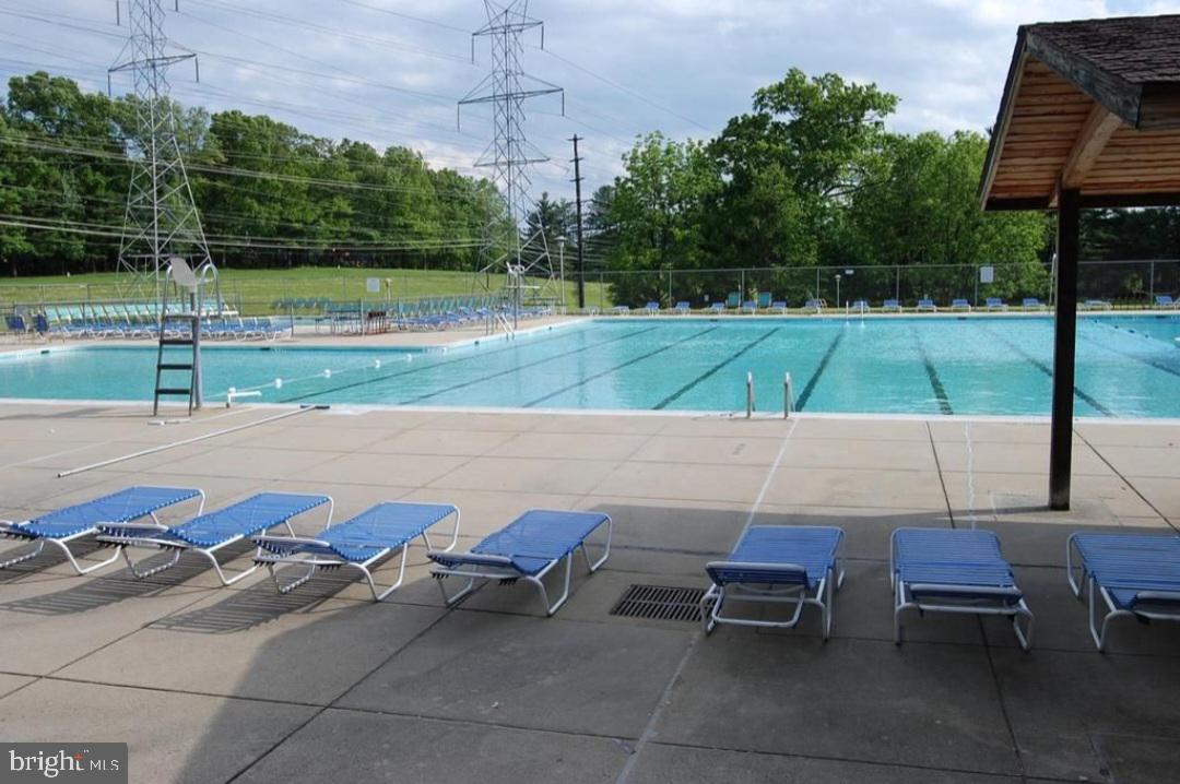 CLUBSIDE - Residential