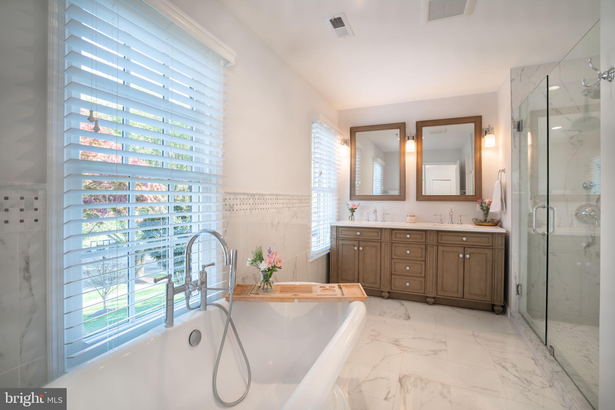 TANGLEWOOD - Residential