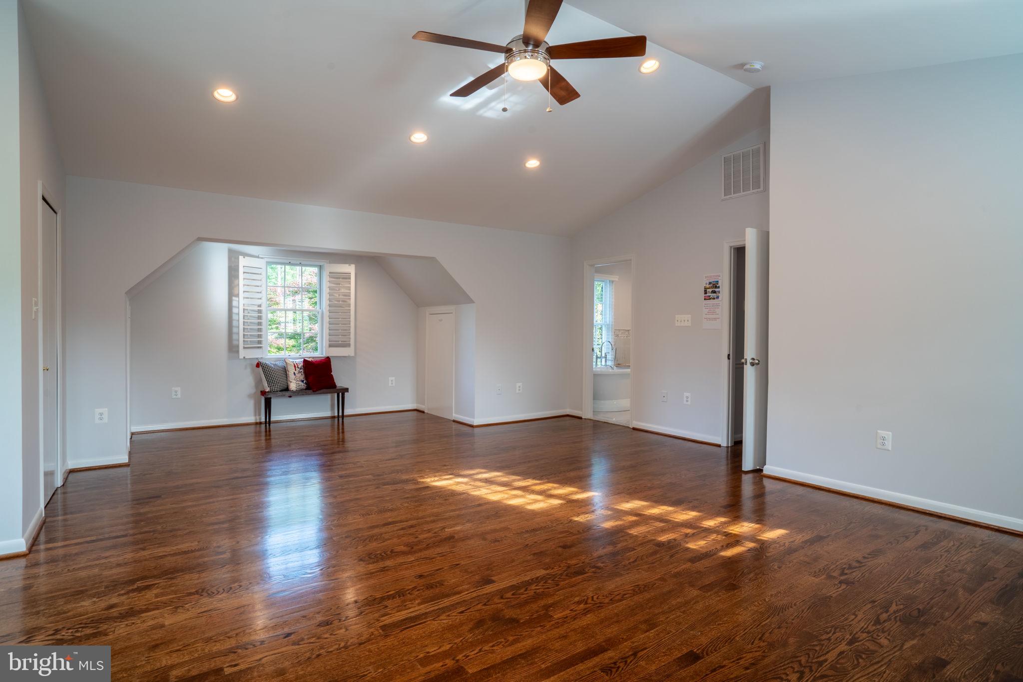 TANGLEWOOD - Residential