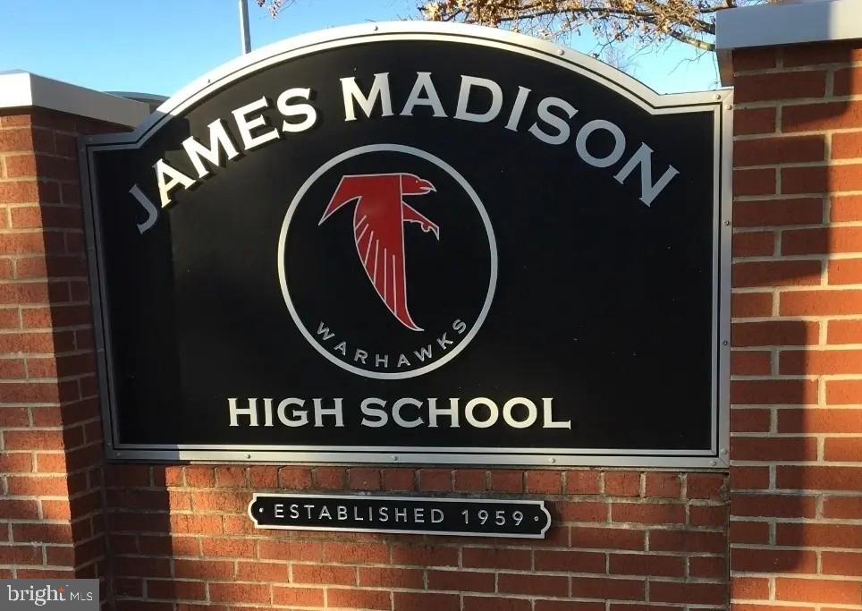 TANGLEWOOD - Residential