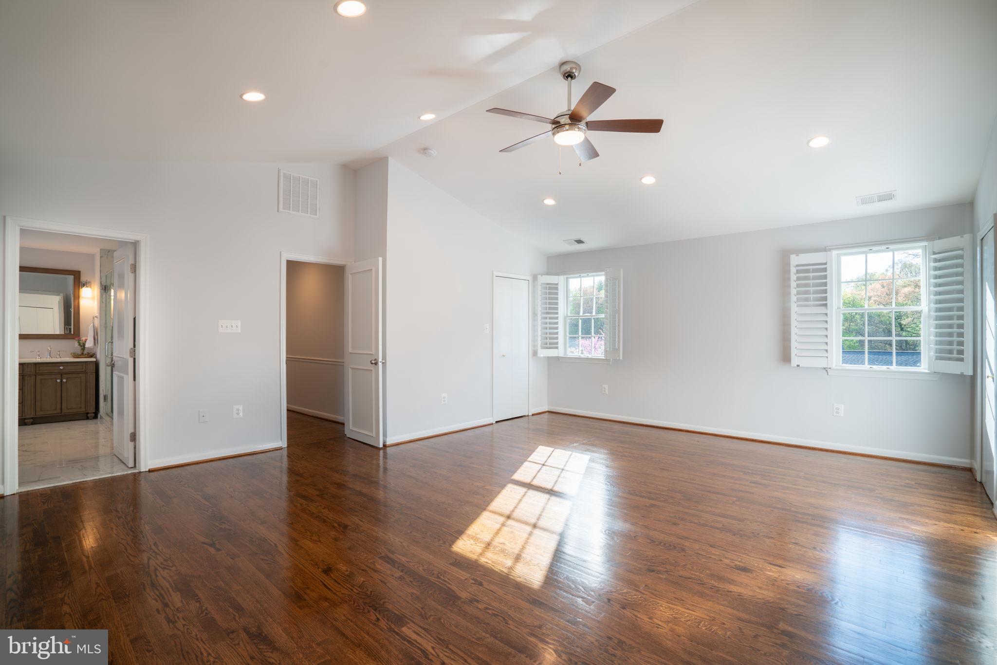 TANGLEWOOD - Residential