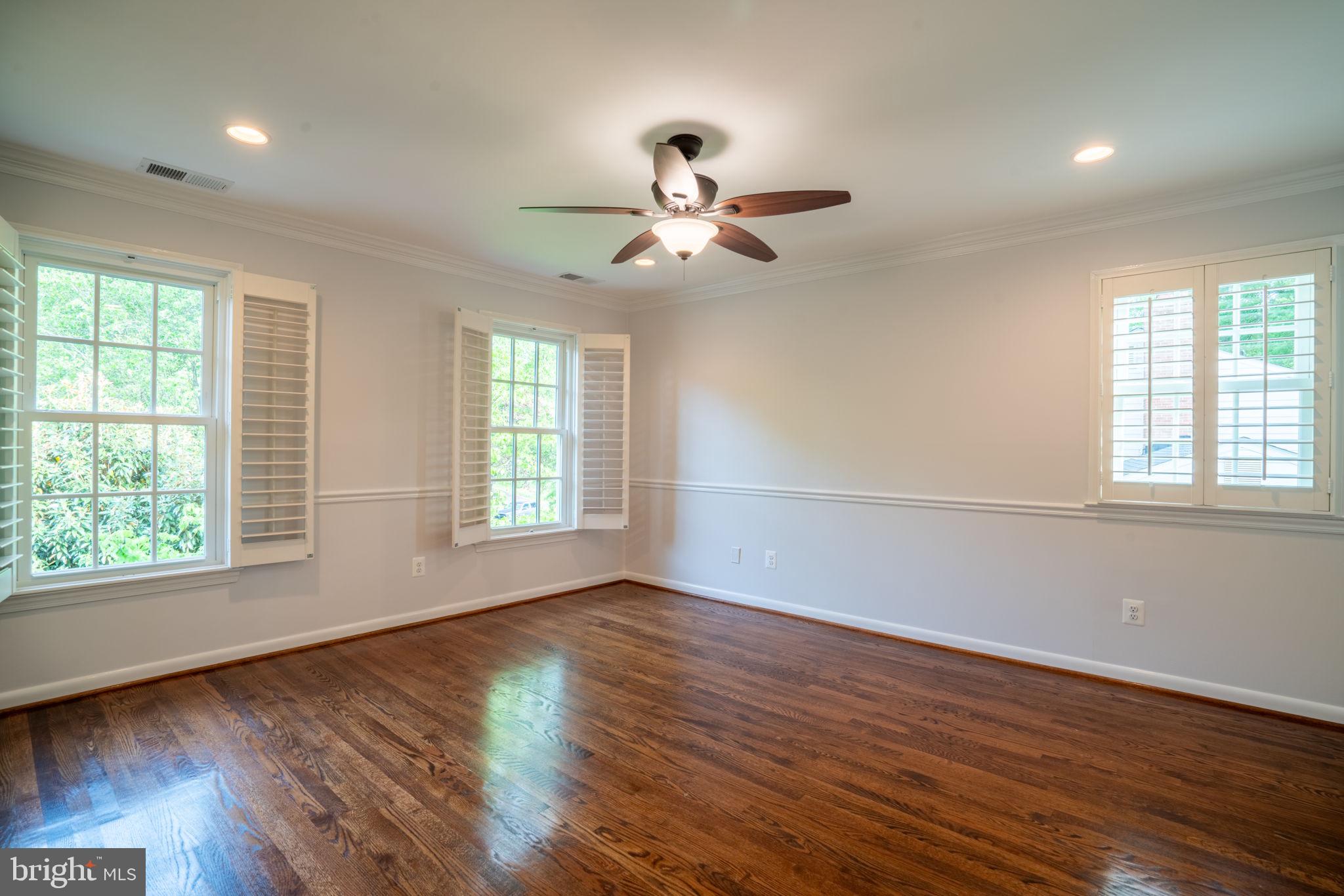 TANGLEWOOD - Residential