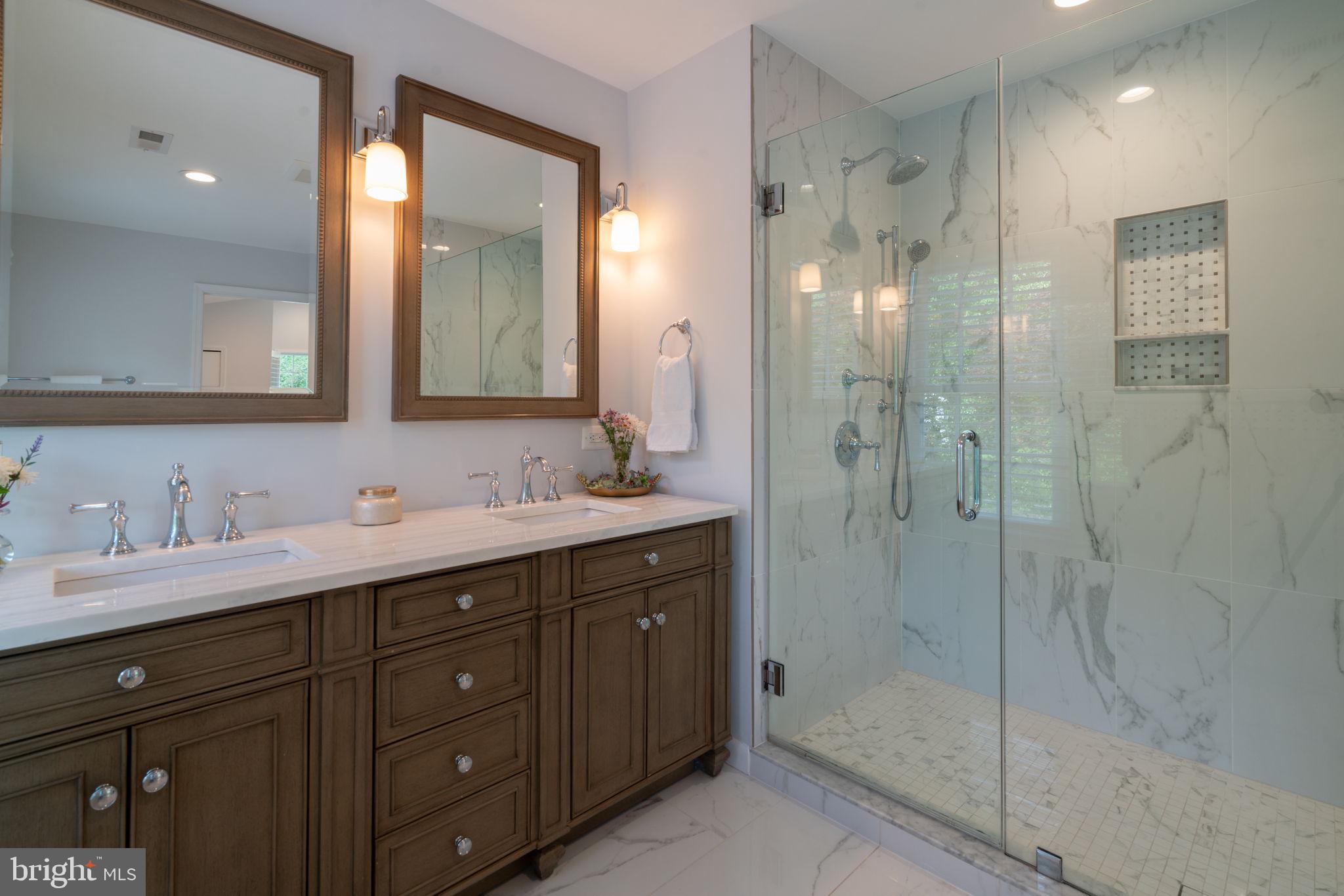 TANGLEWOOD - Residential