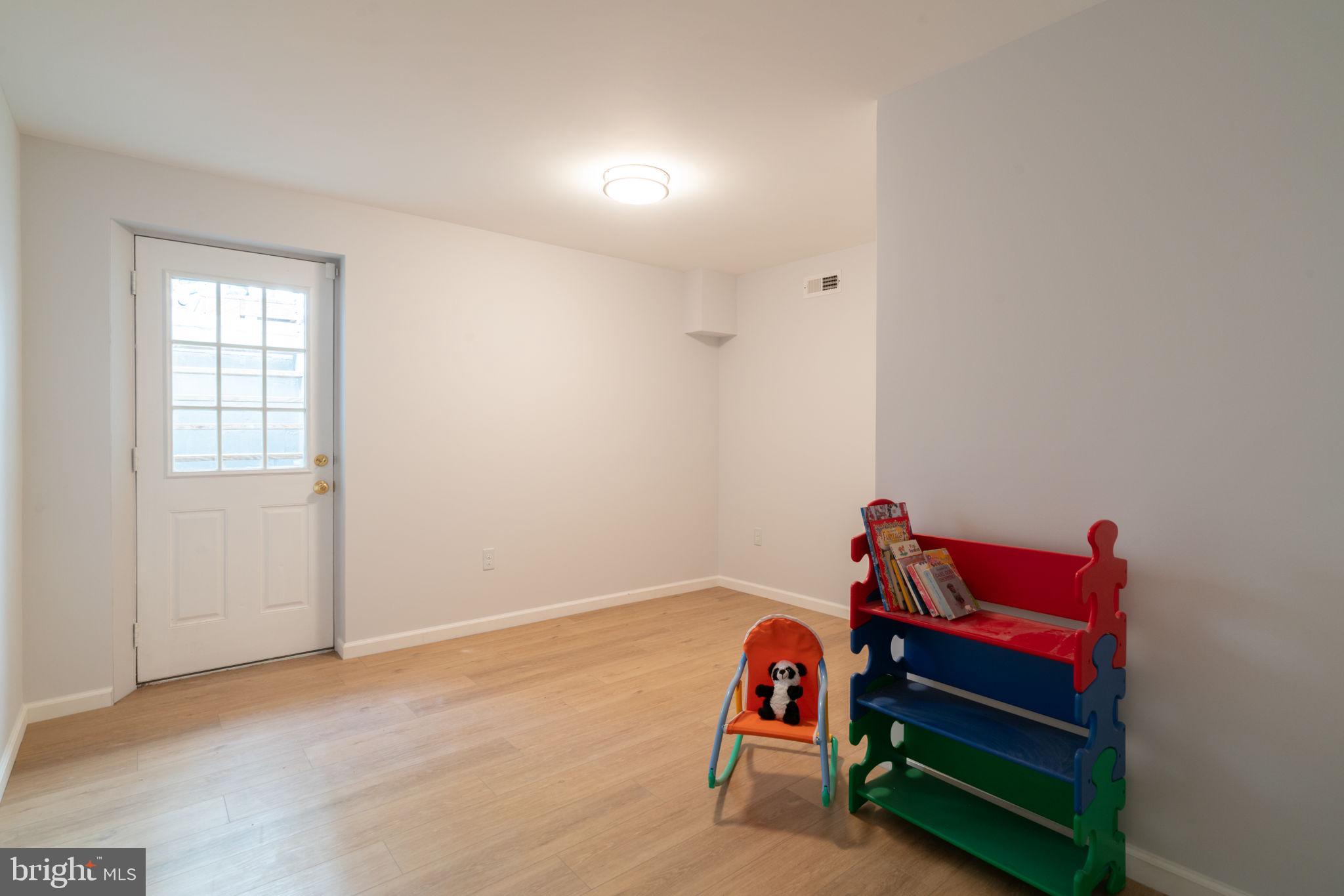 TANGLEWOOD - Residential