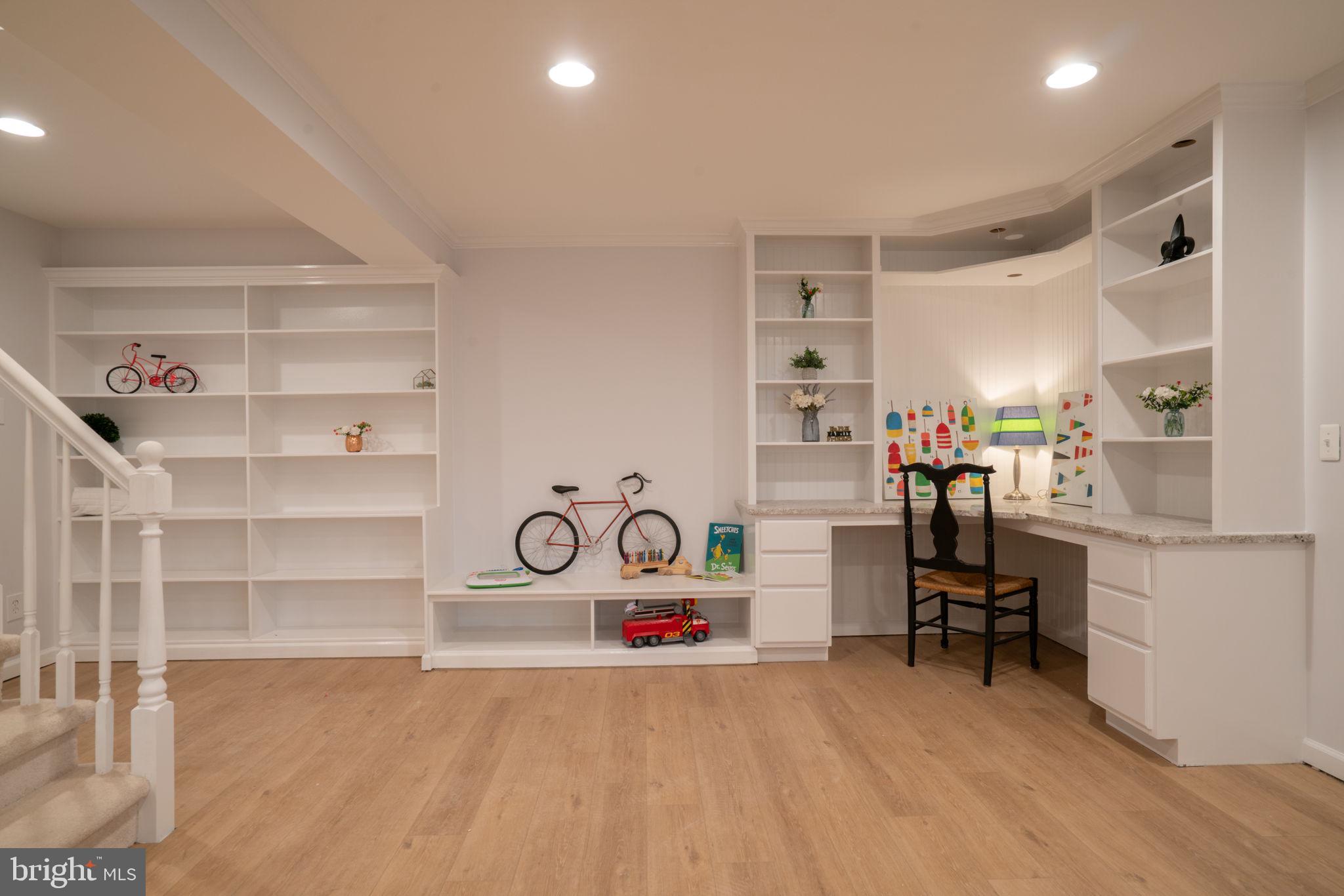 TANGLEWOOD - Residential