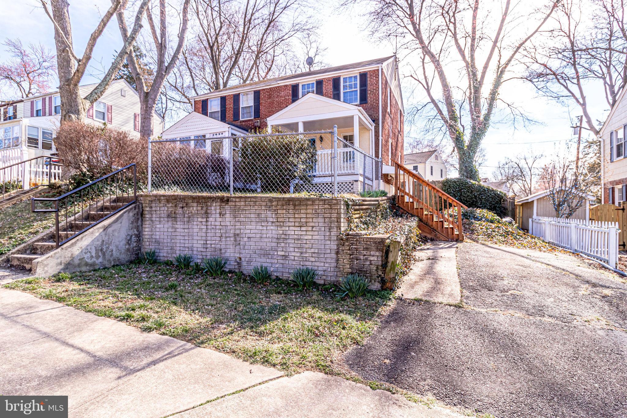 JEFFERSON MANOR - Residential