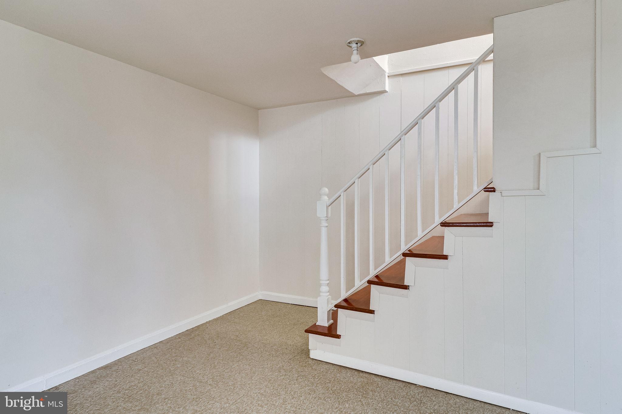 JEFFERSON MANOR - Residential