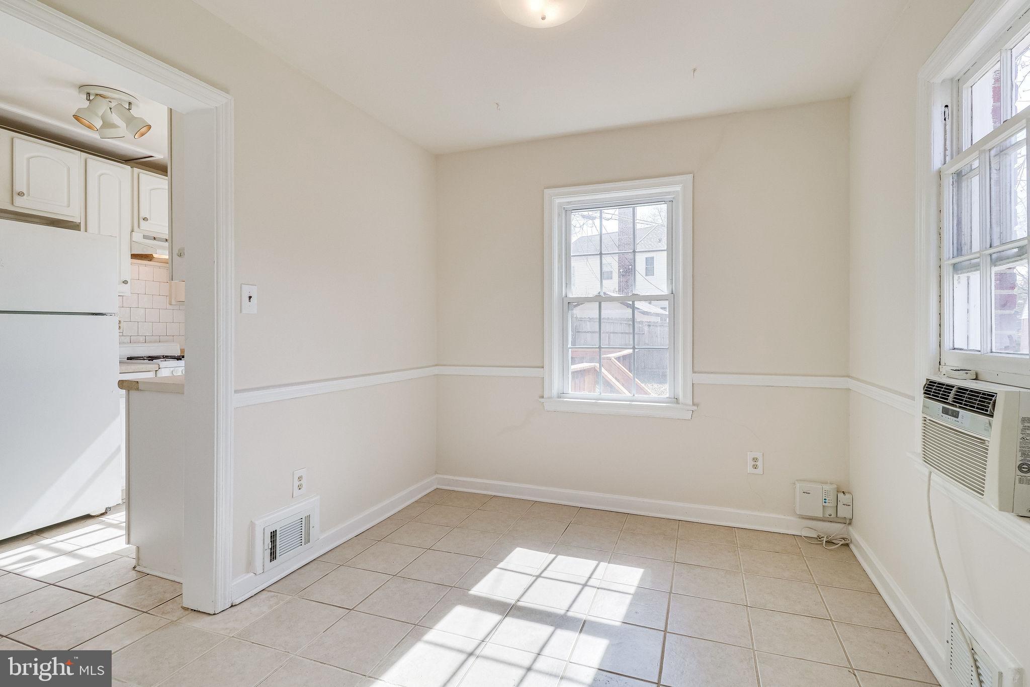 JEFFERSON MANOR - Residential