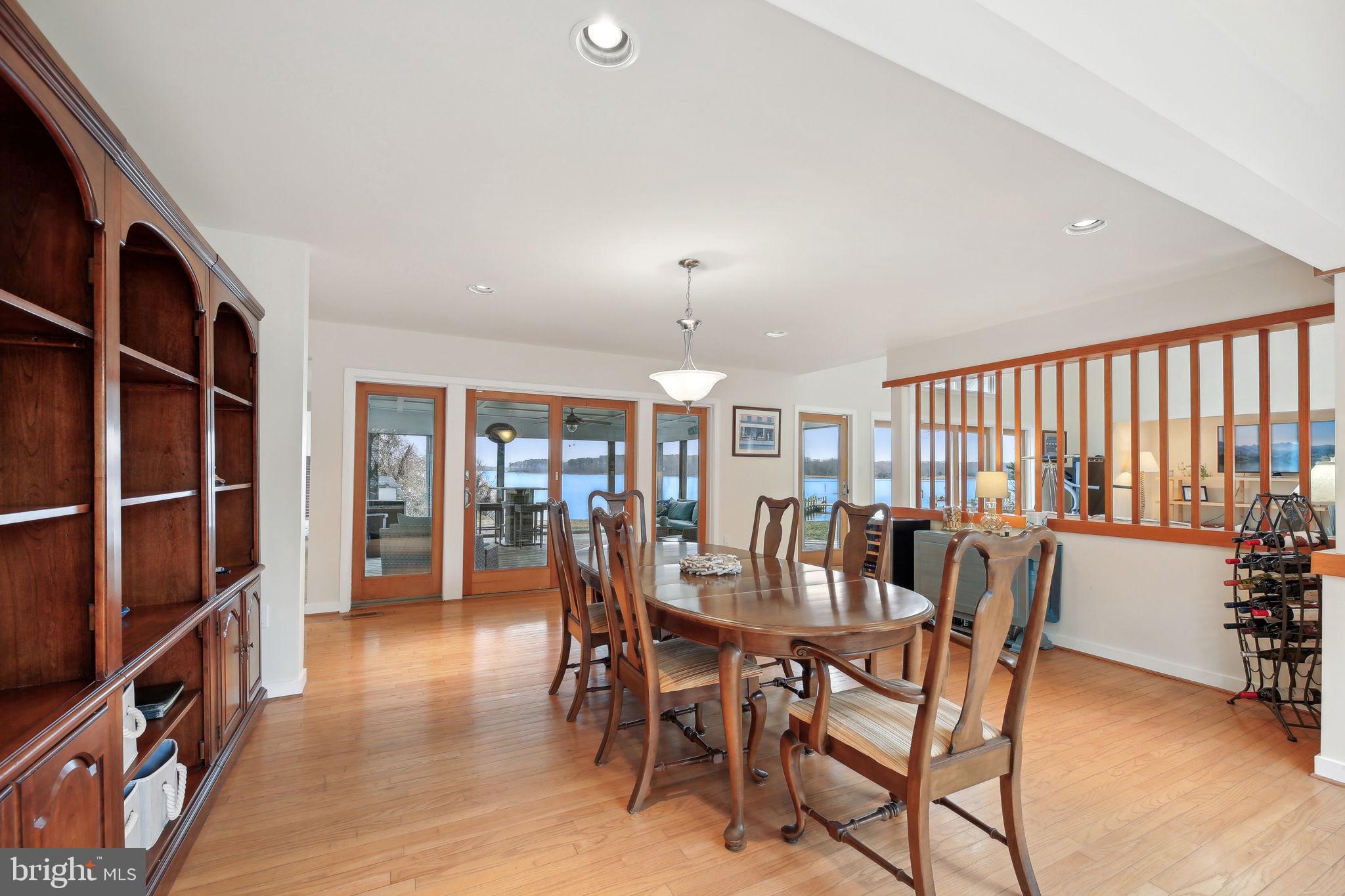 CLOVERLEA - Residential