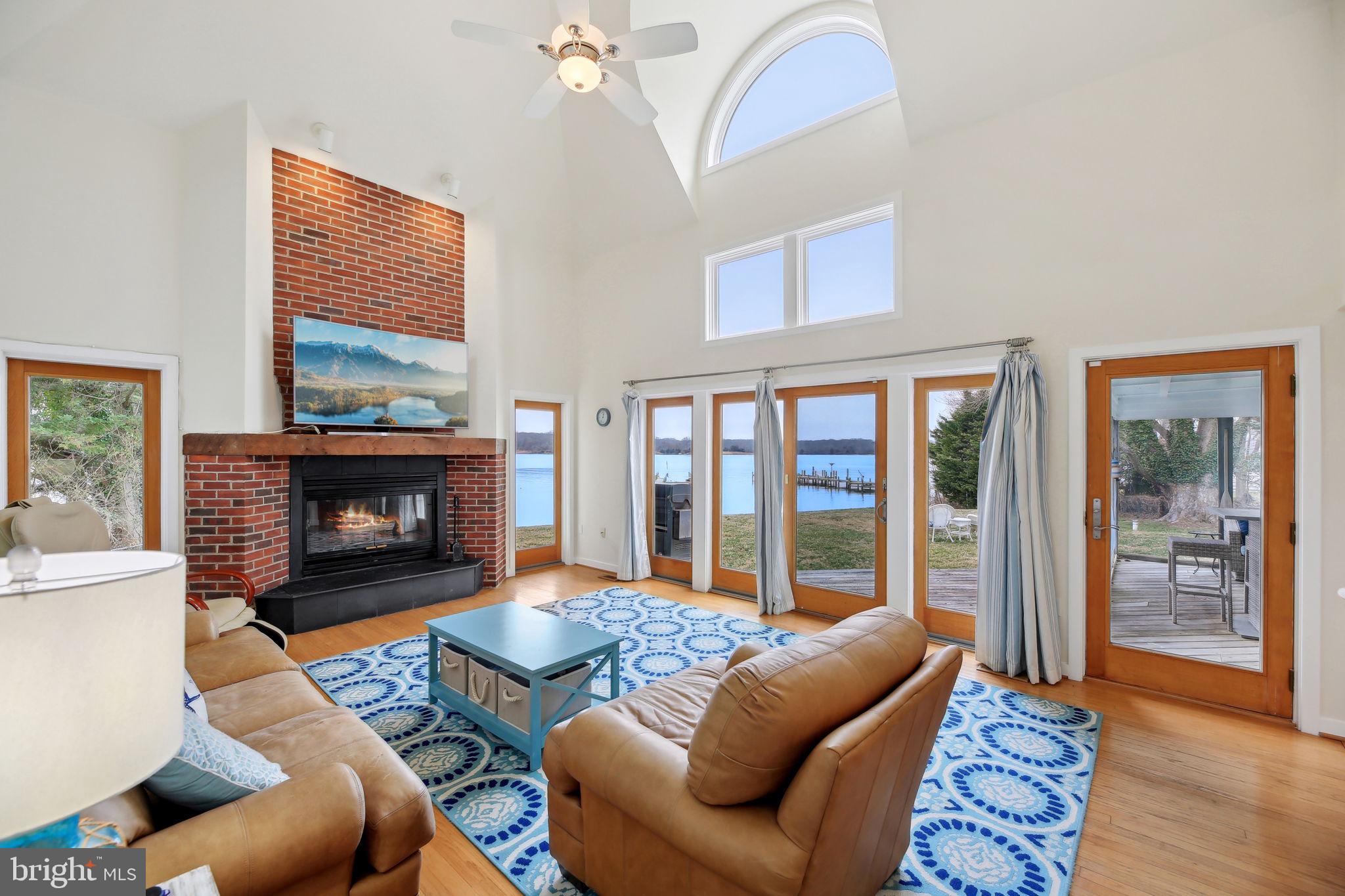 CLOVERLEA - Residential