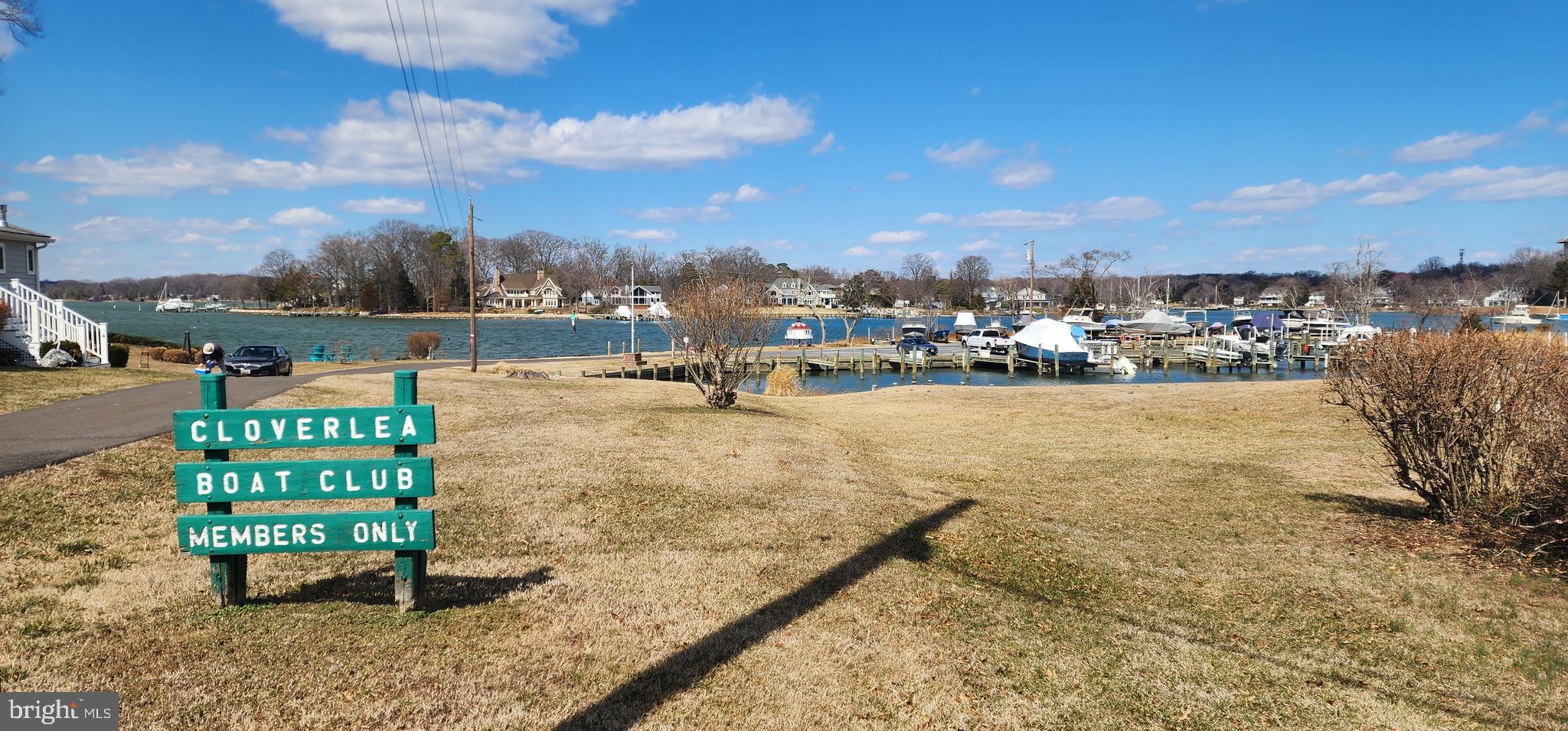 CLOVERLEA - Residential