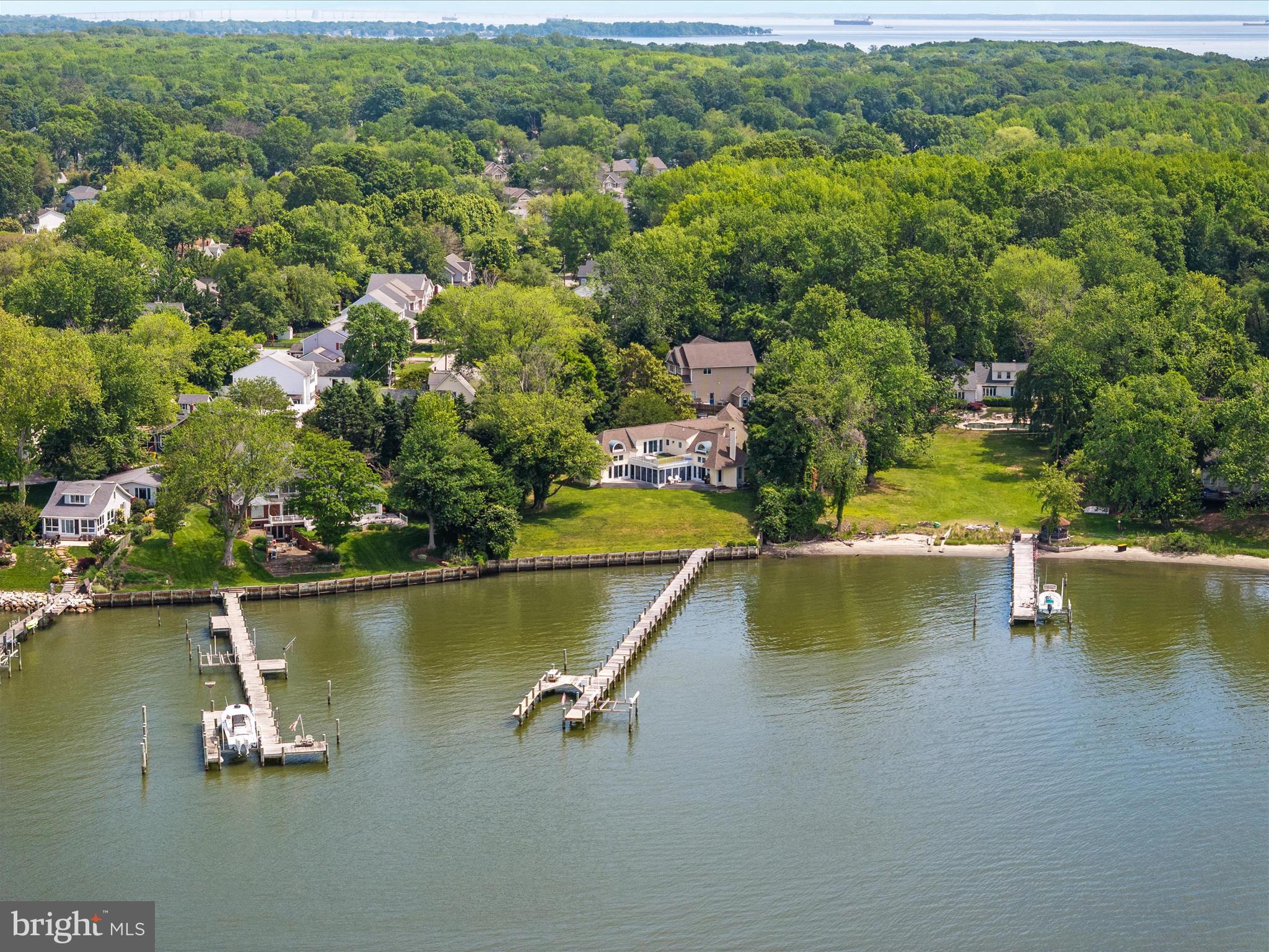 CLOVERLEA - Residential