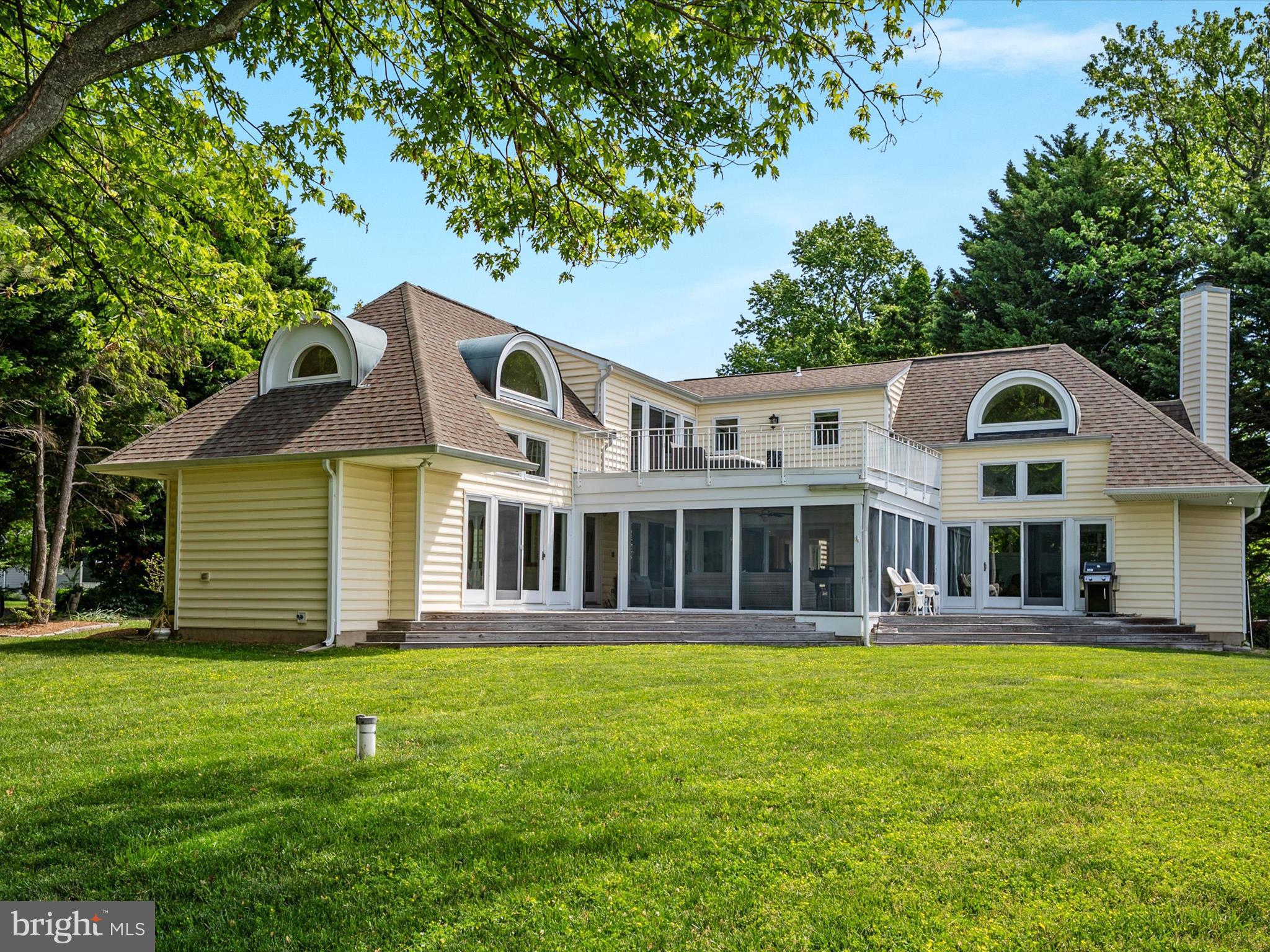 CLOVERLEA - Residential