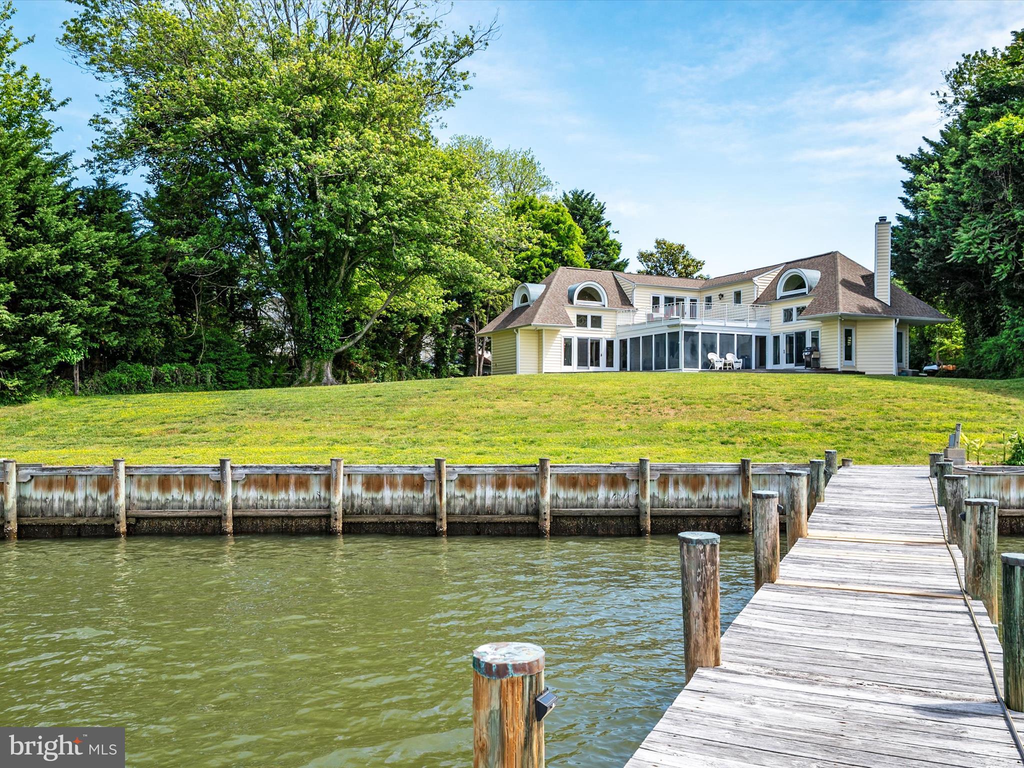 CLOVERLEA - Residential