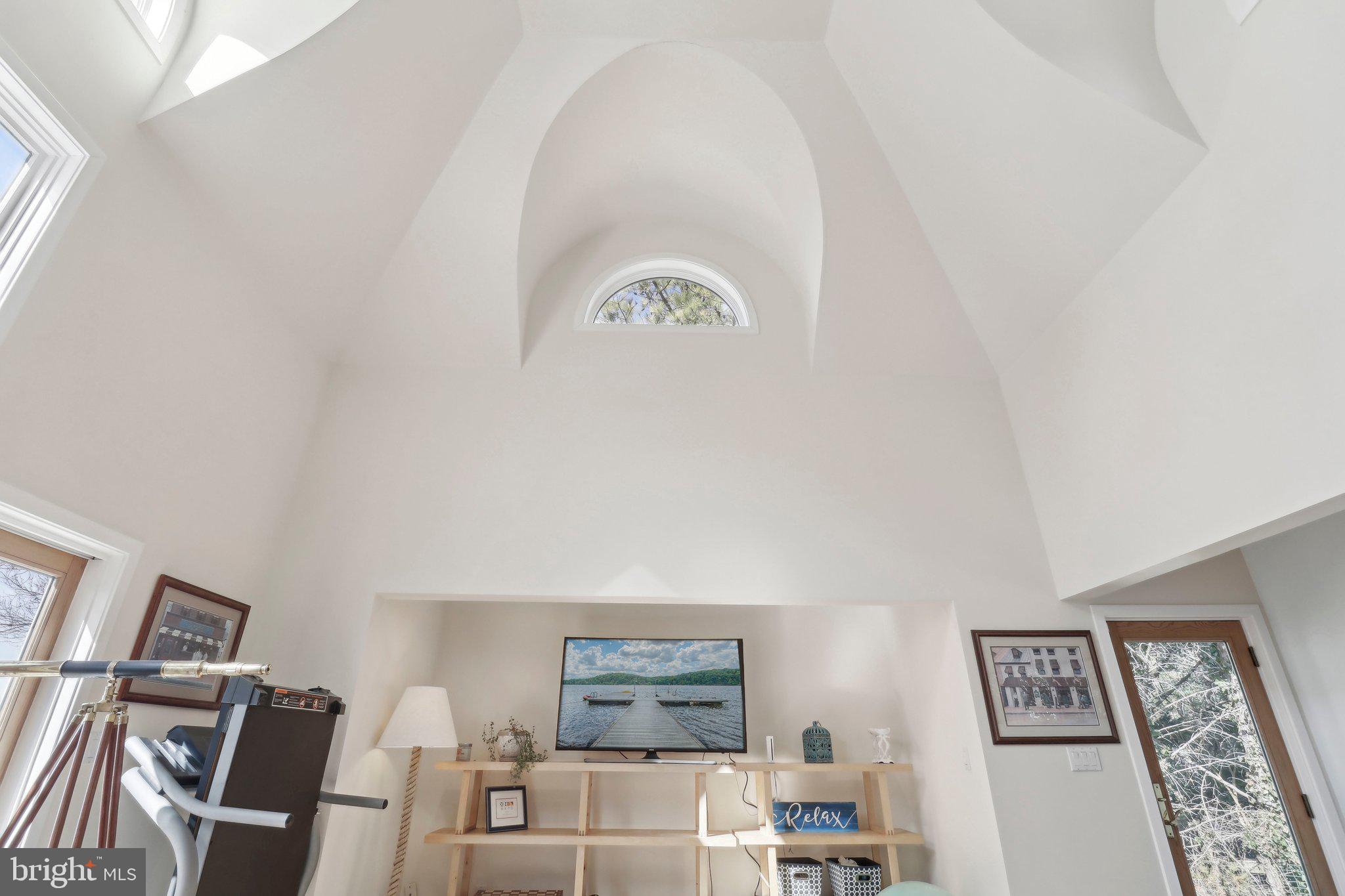 CLOVERLEA - Residential