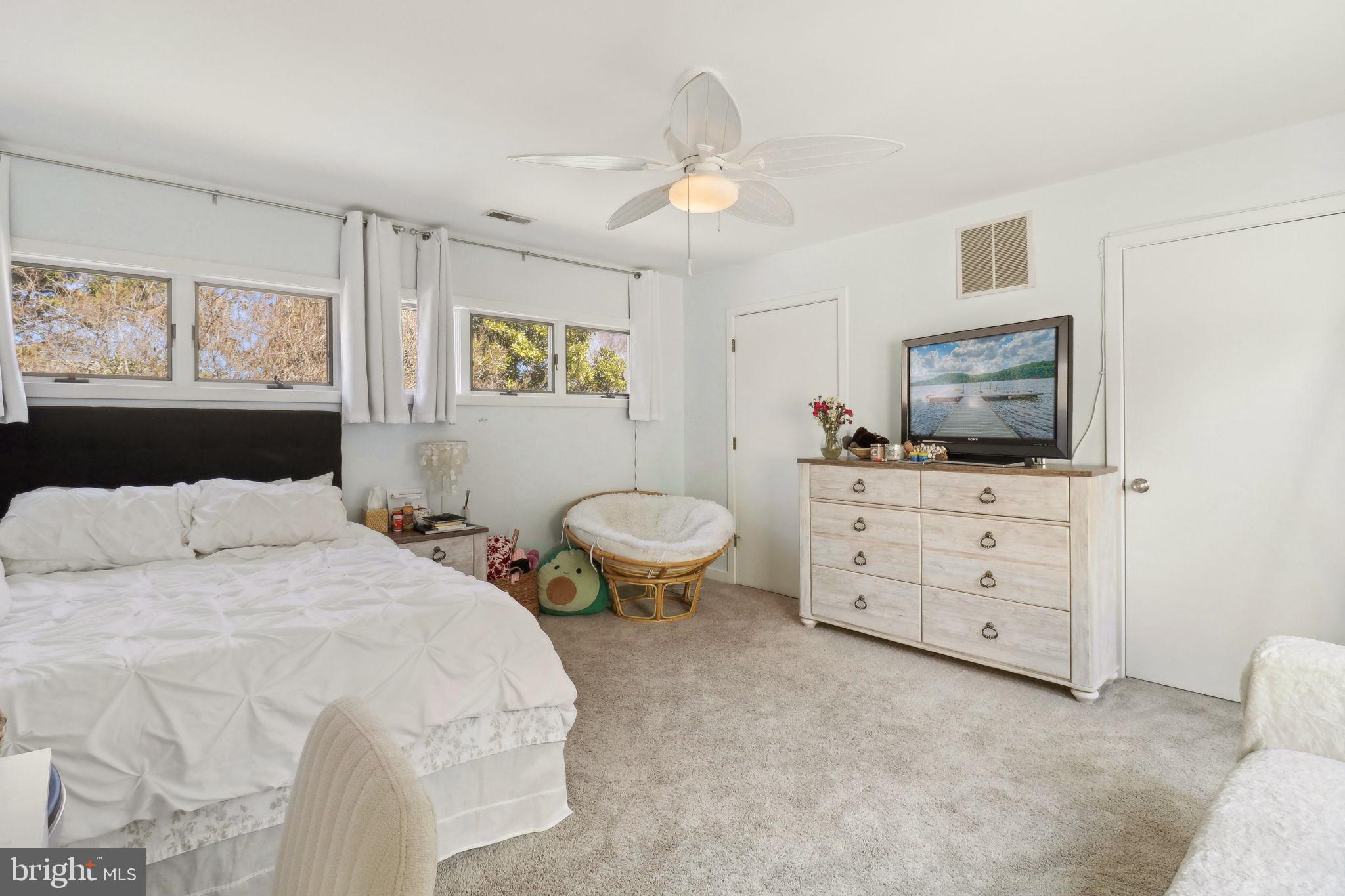 CLOVERLEA - Residential