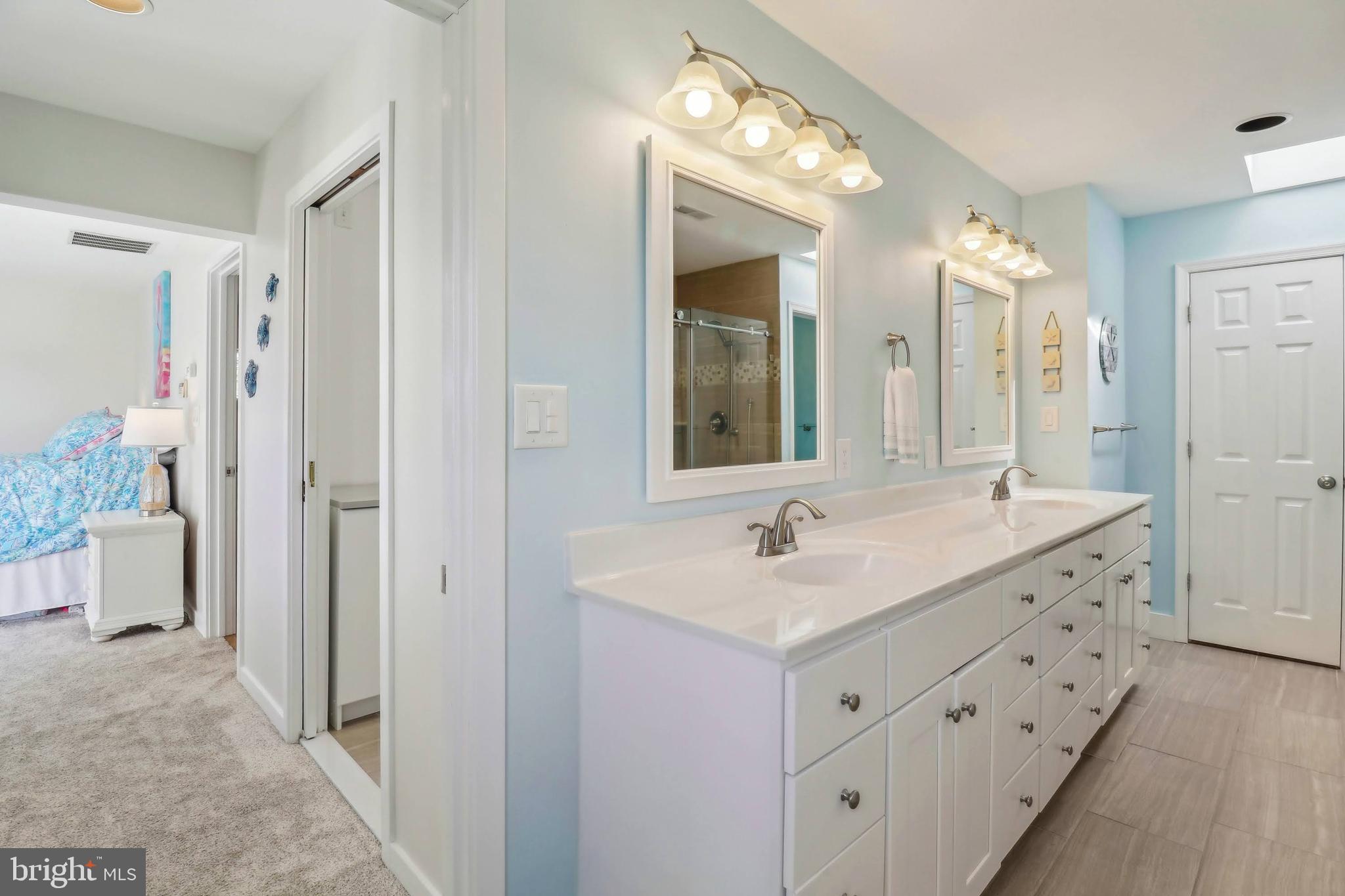 CLOVERLEA - Residential