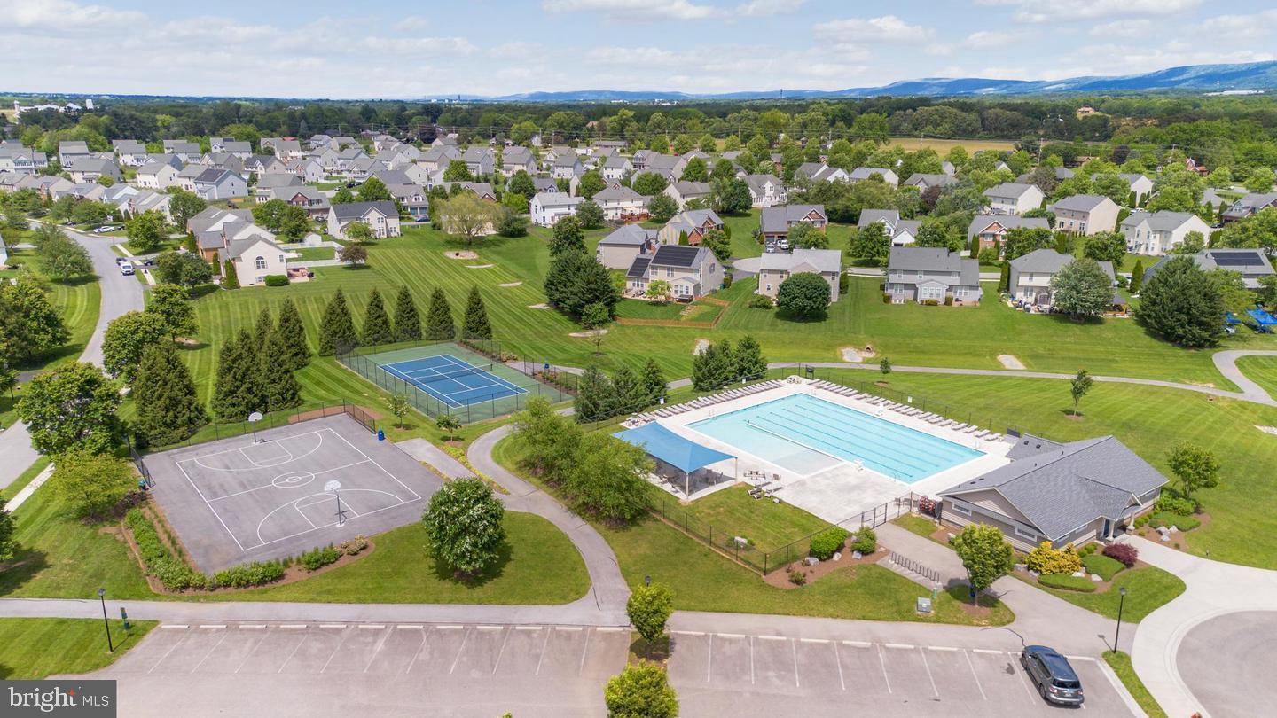 WESTFIELDS - Residential