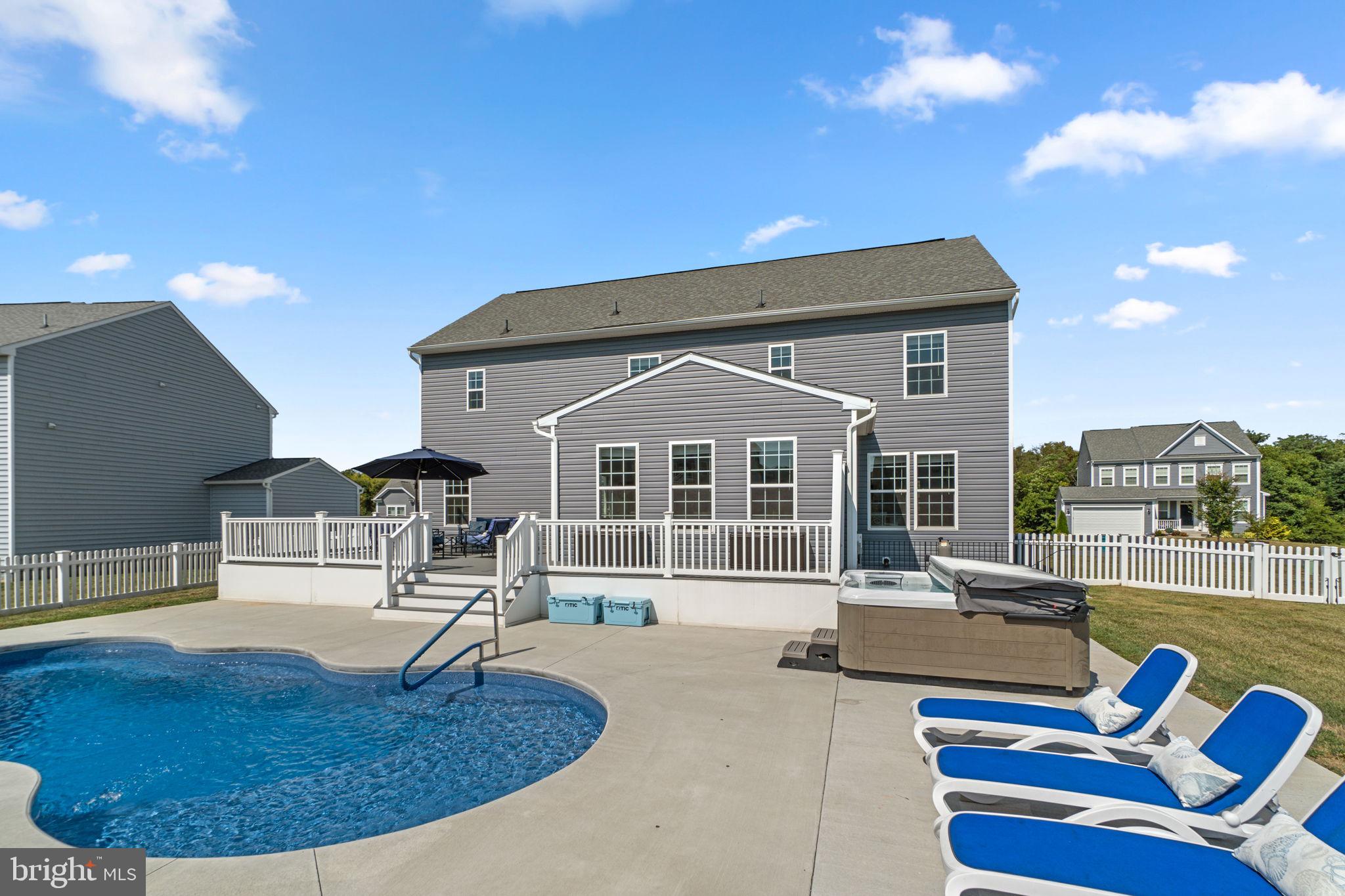 18118 PETWORTH CIRCLE