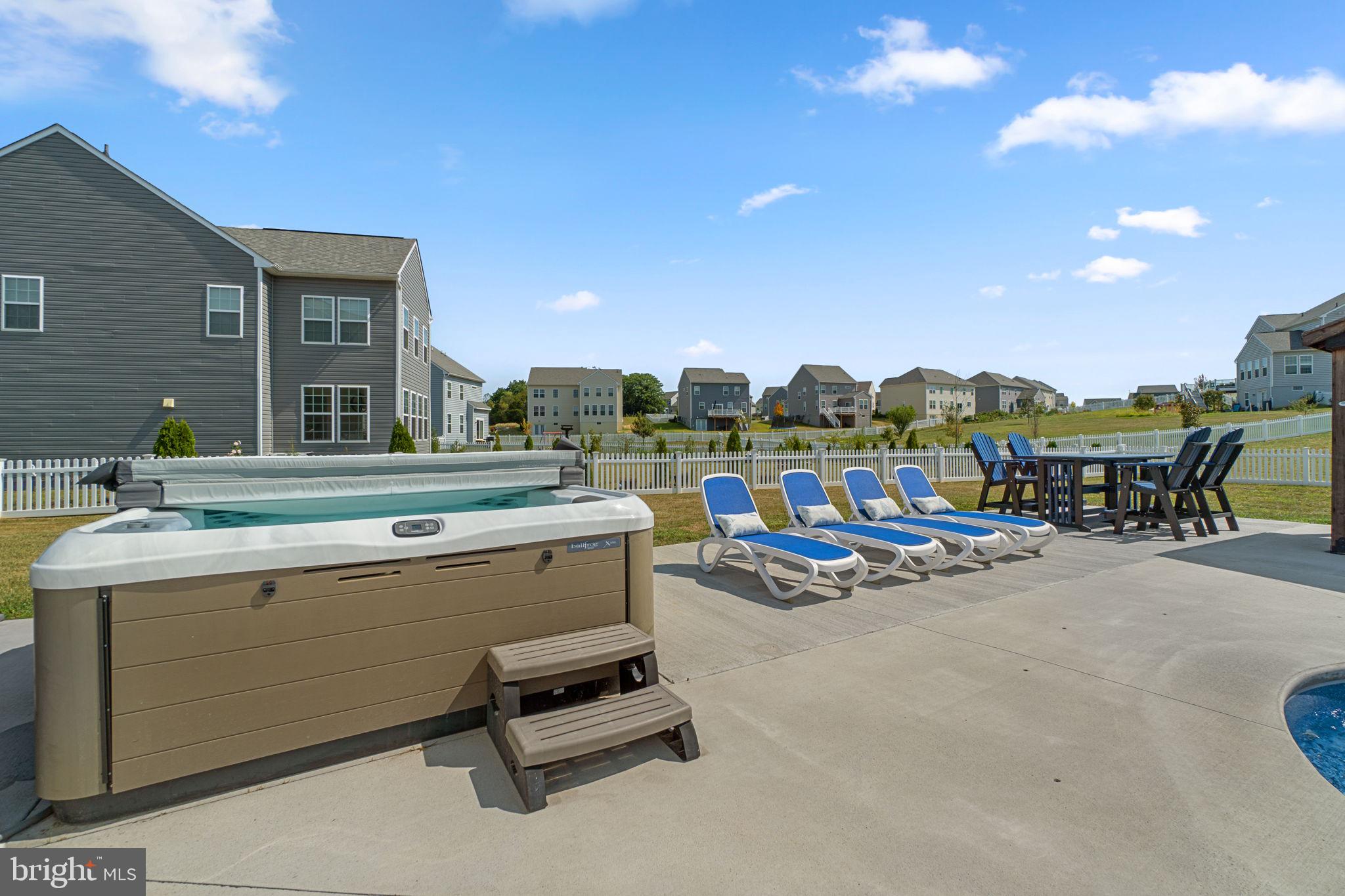 WESTFIELDS - Residential