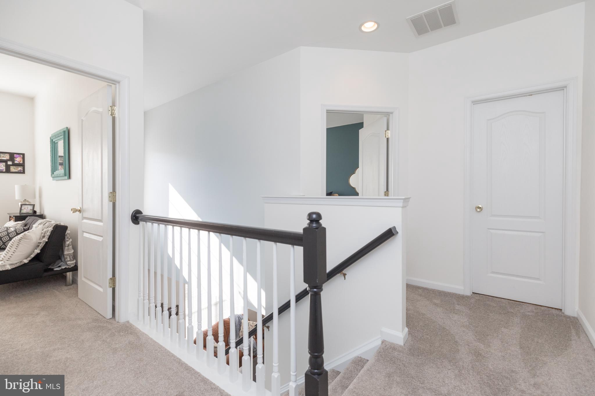 WAKELAND MANOR - Residential Lease