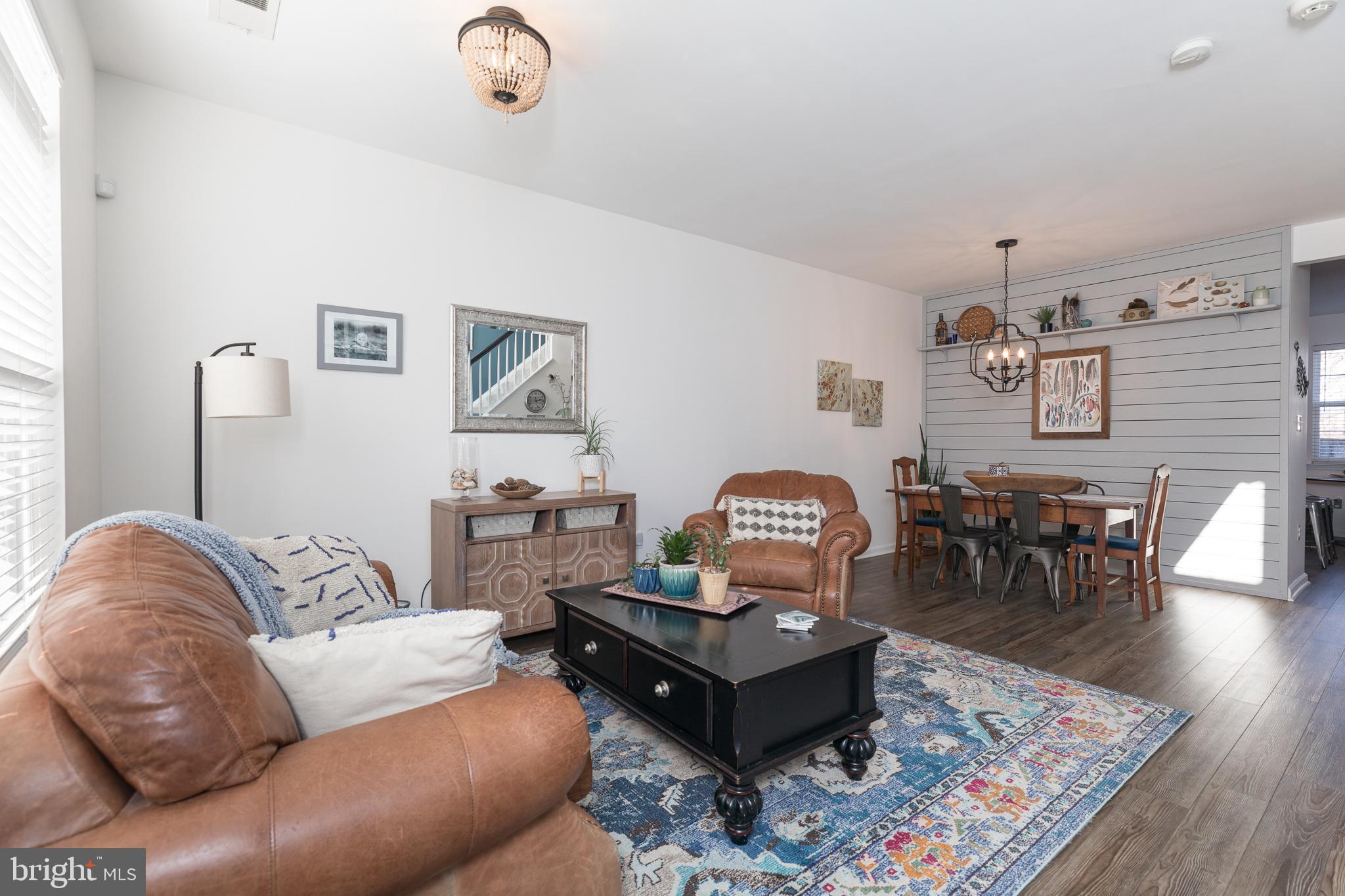 WAKELAND MANOR - Residential Lease