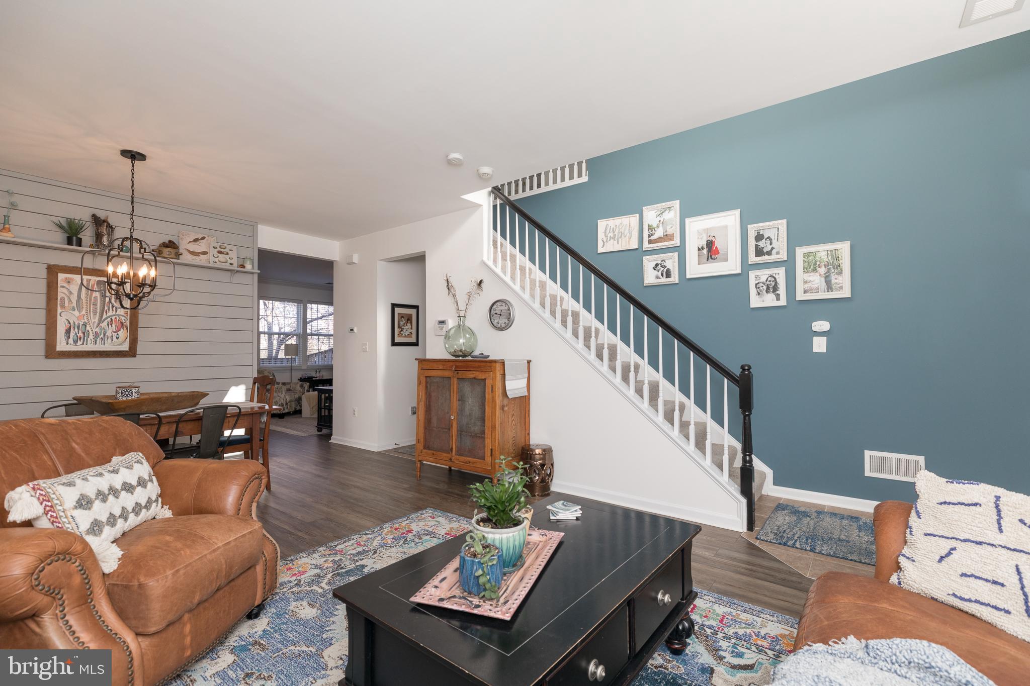 WAKELAND MANOR - Residential Lease