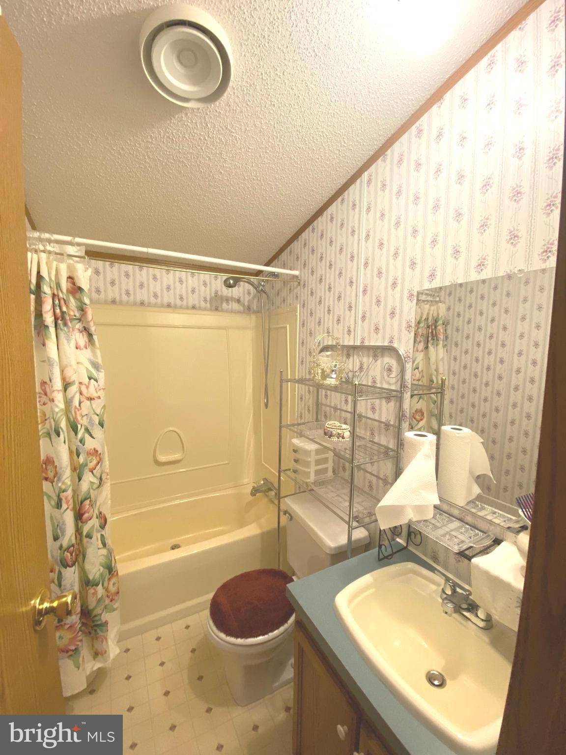 SHIPPENSBURG MOBILE ESTATES - Residential