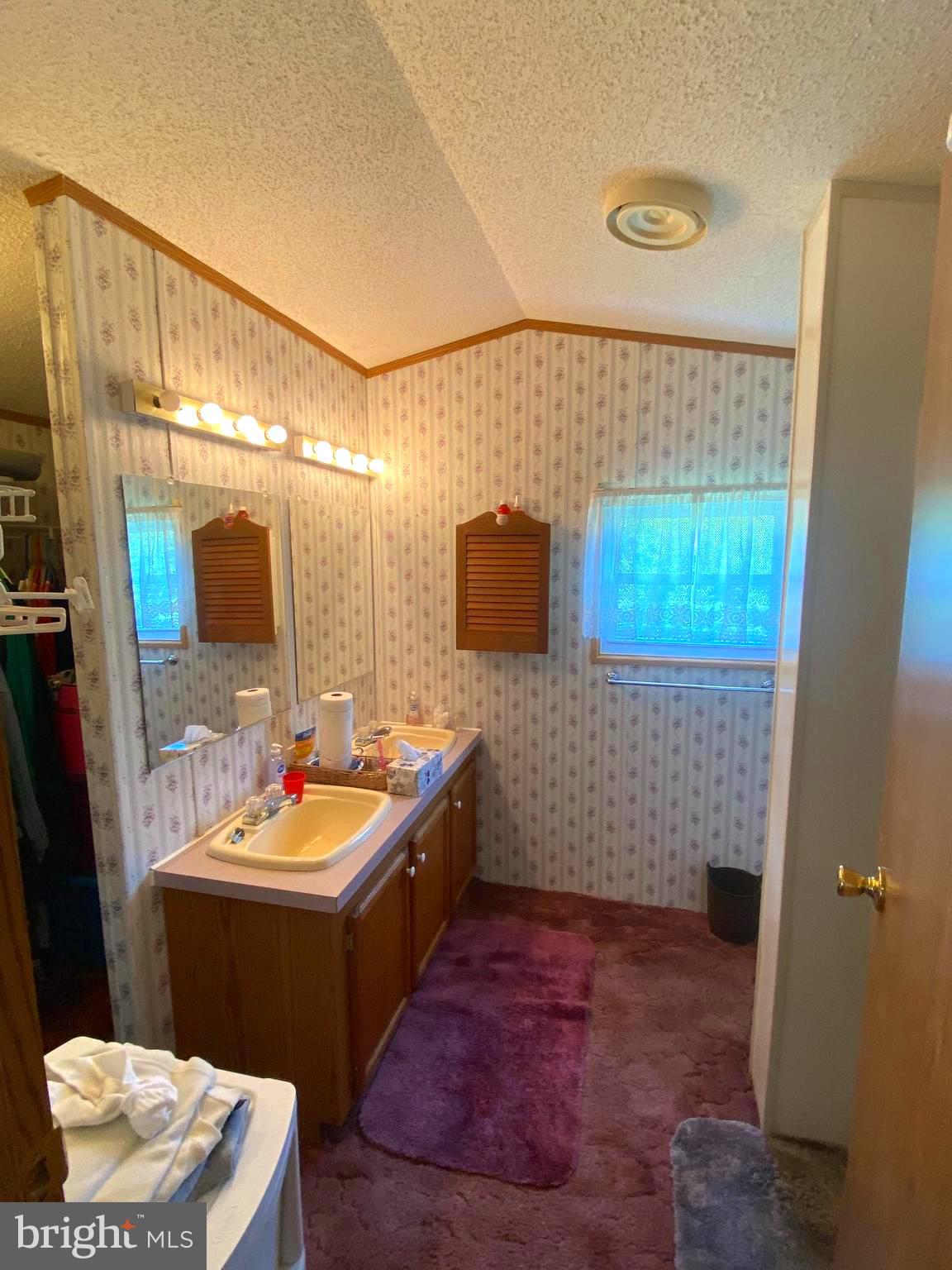 SHIPPENSBURG MOBILE ESTATES - Residential