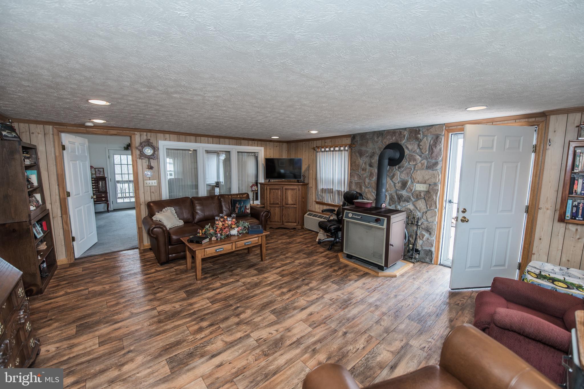 POTOMAC RIVER VISTA - Residential