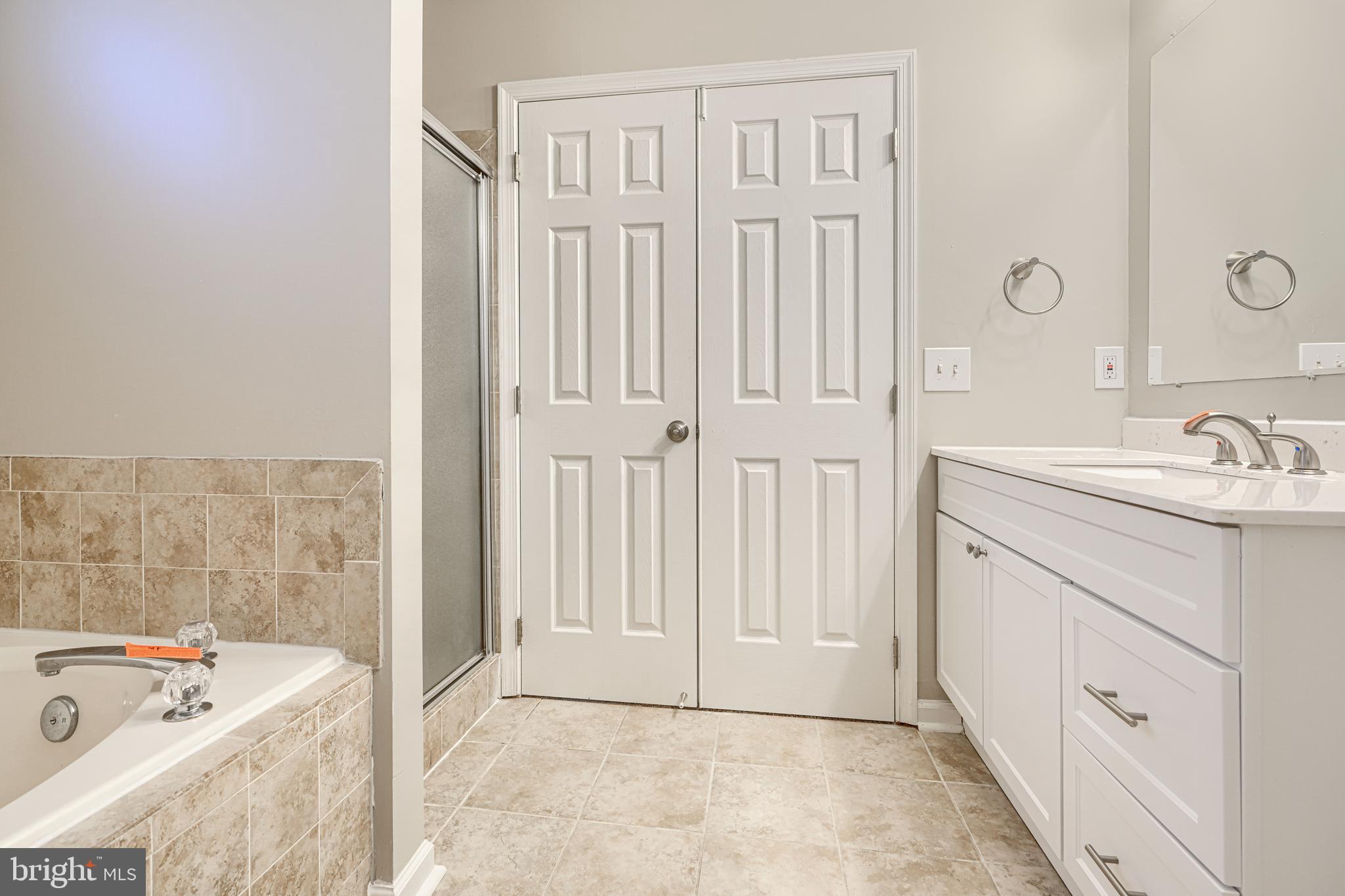 ABERDEEN HILLS - Residential