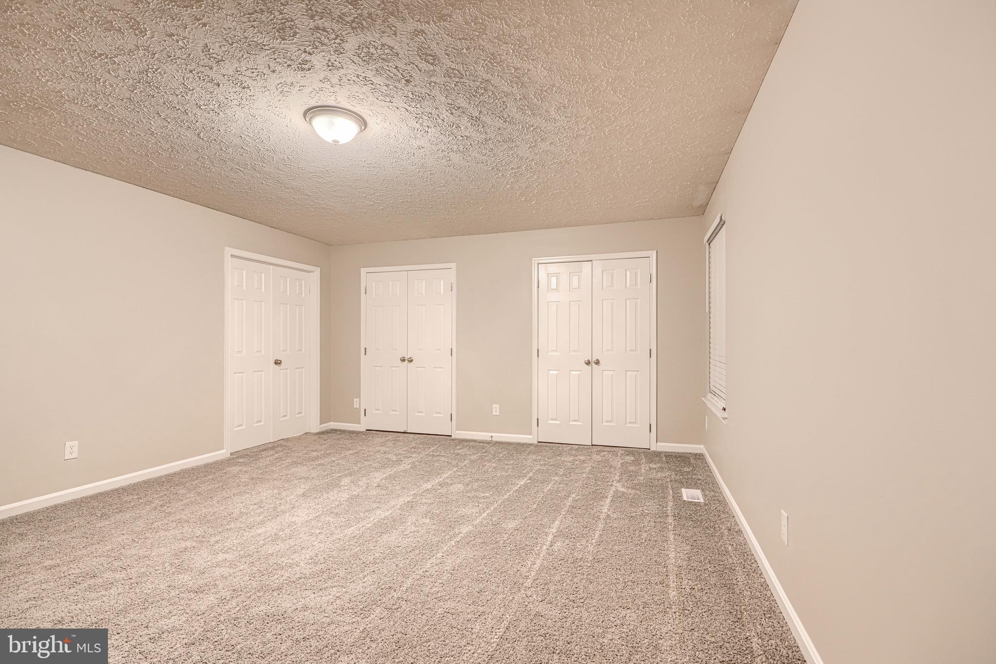 ABERDEEN HILLS - Residential