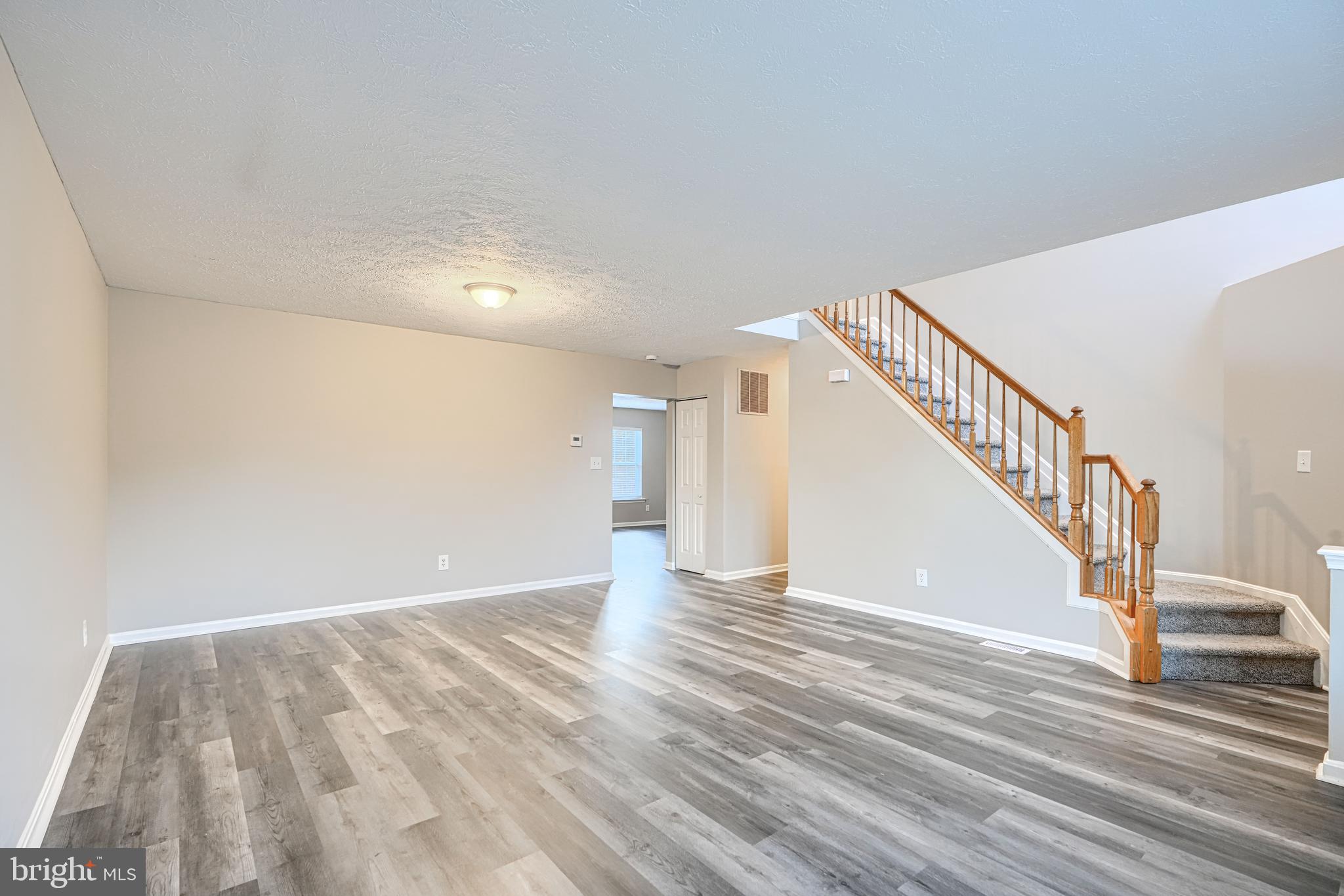 ABERDEEN HILLS - Residential