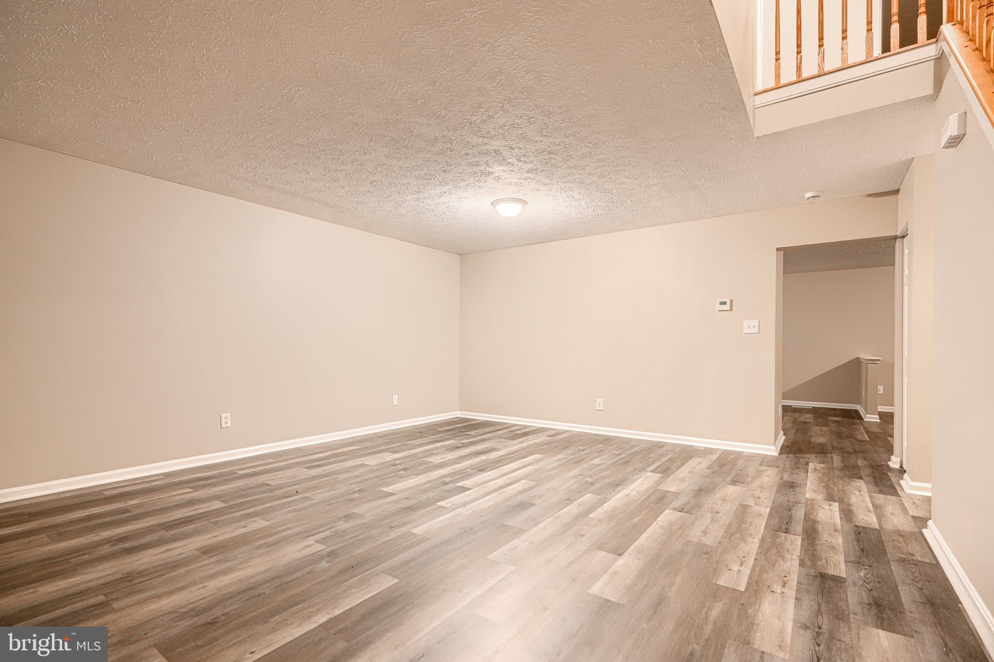 ABERDEEN HILLS - Residential