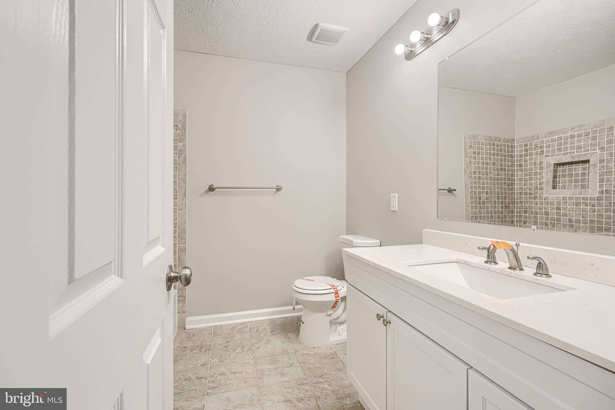 ABERDEEN HILLS - Residential