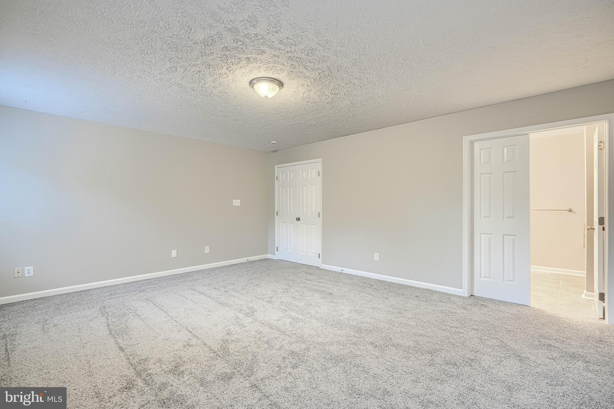 ABERDEEN HILLS - Residential