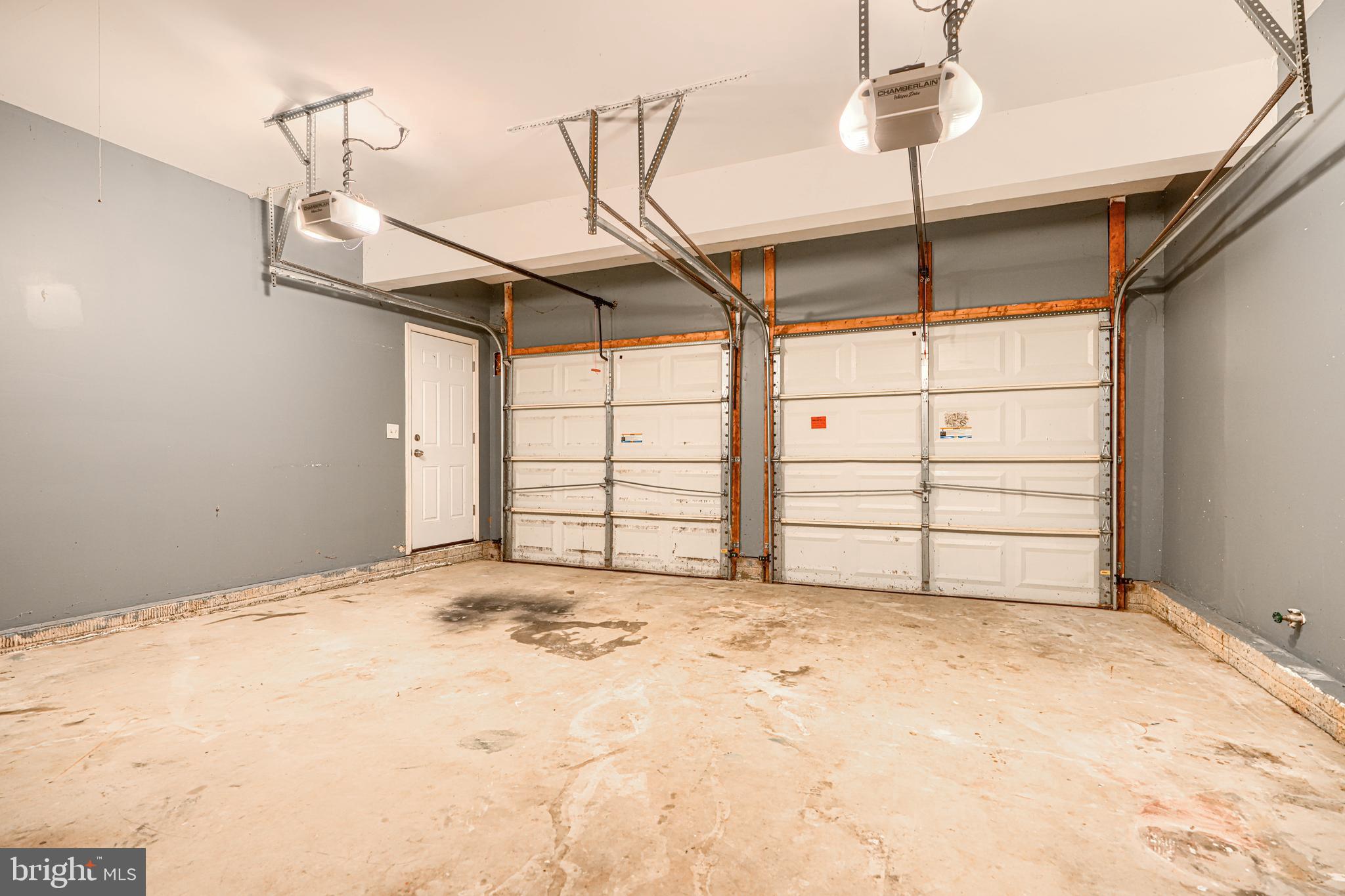 ABERDEEN HILLS - Residential