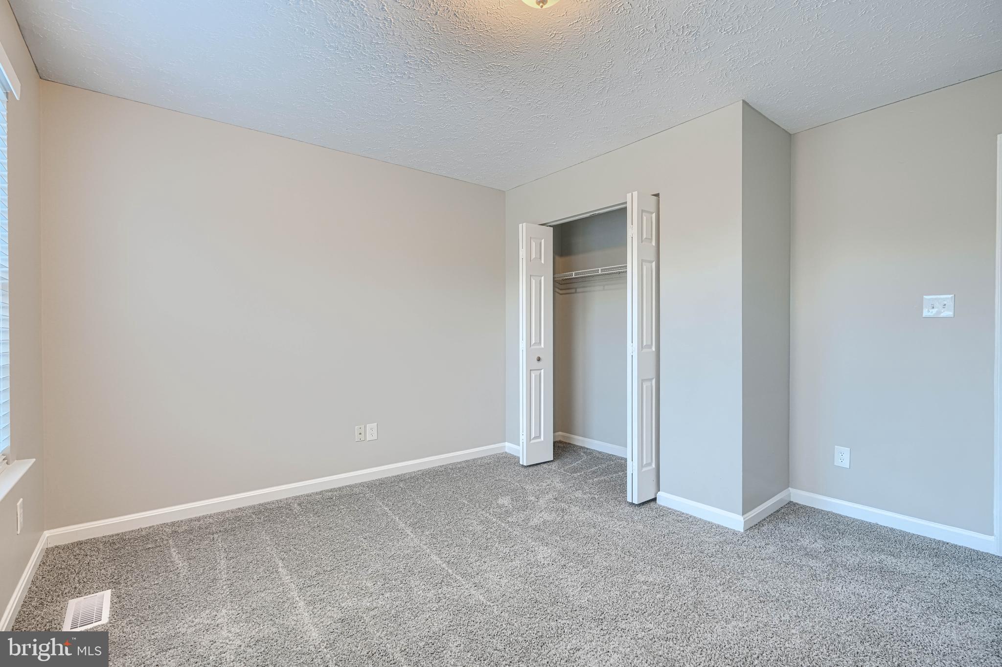 ABERDEEN HILLS - Residential