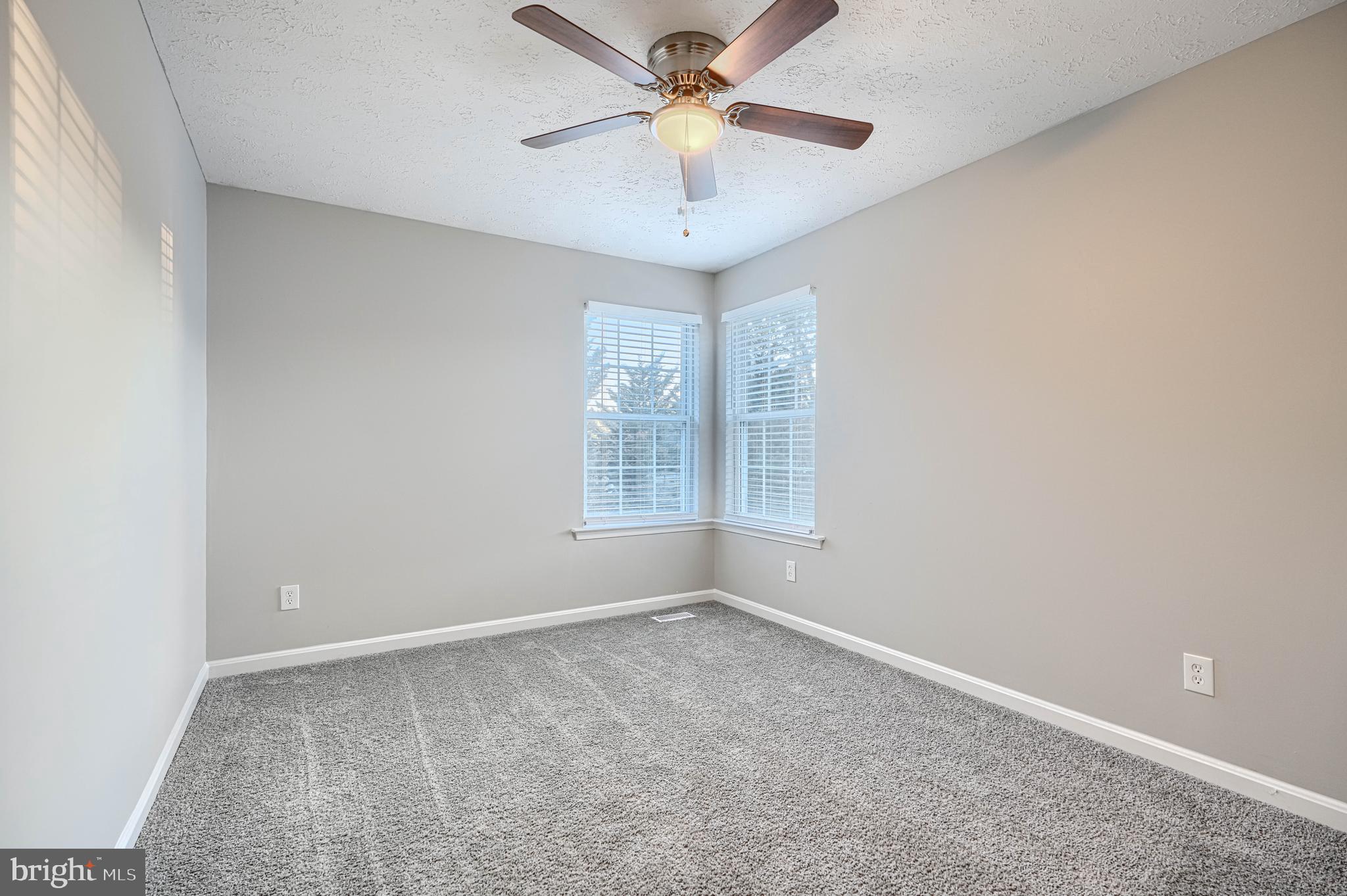 ABERDEEN HILLS - Residential