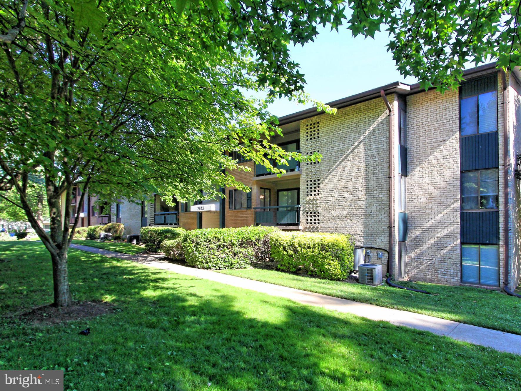 FAIRFIELD COMMONS - Residential