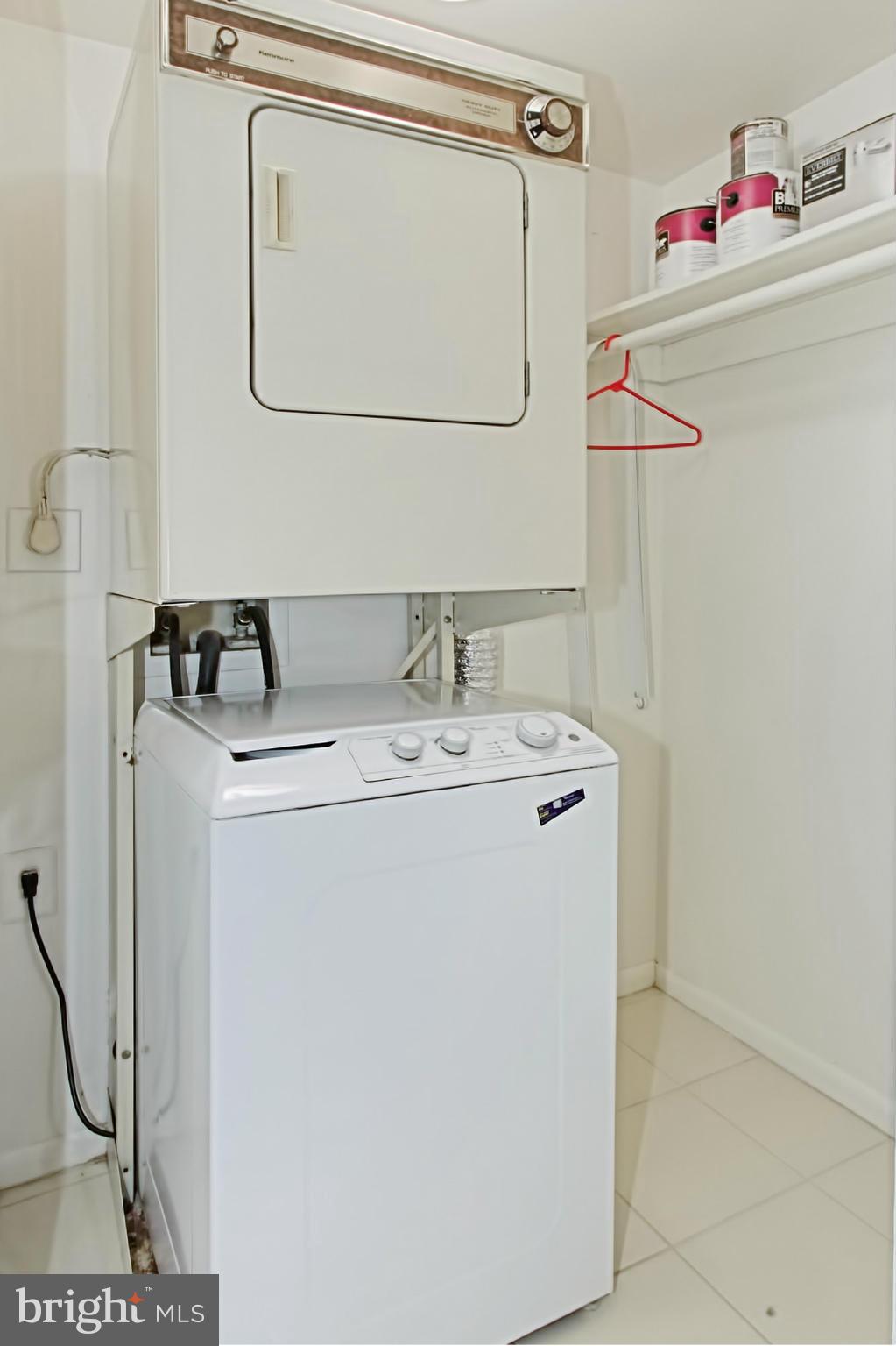 FAIRFIELD COMMONS - Residential