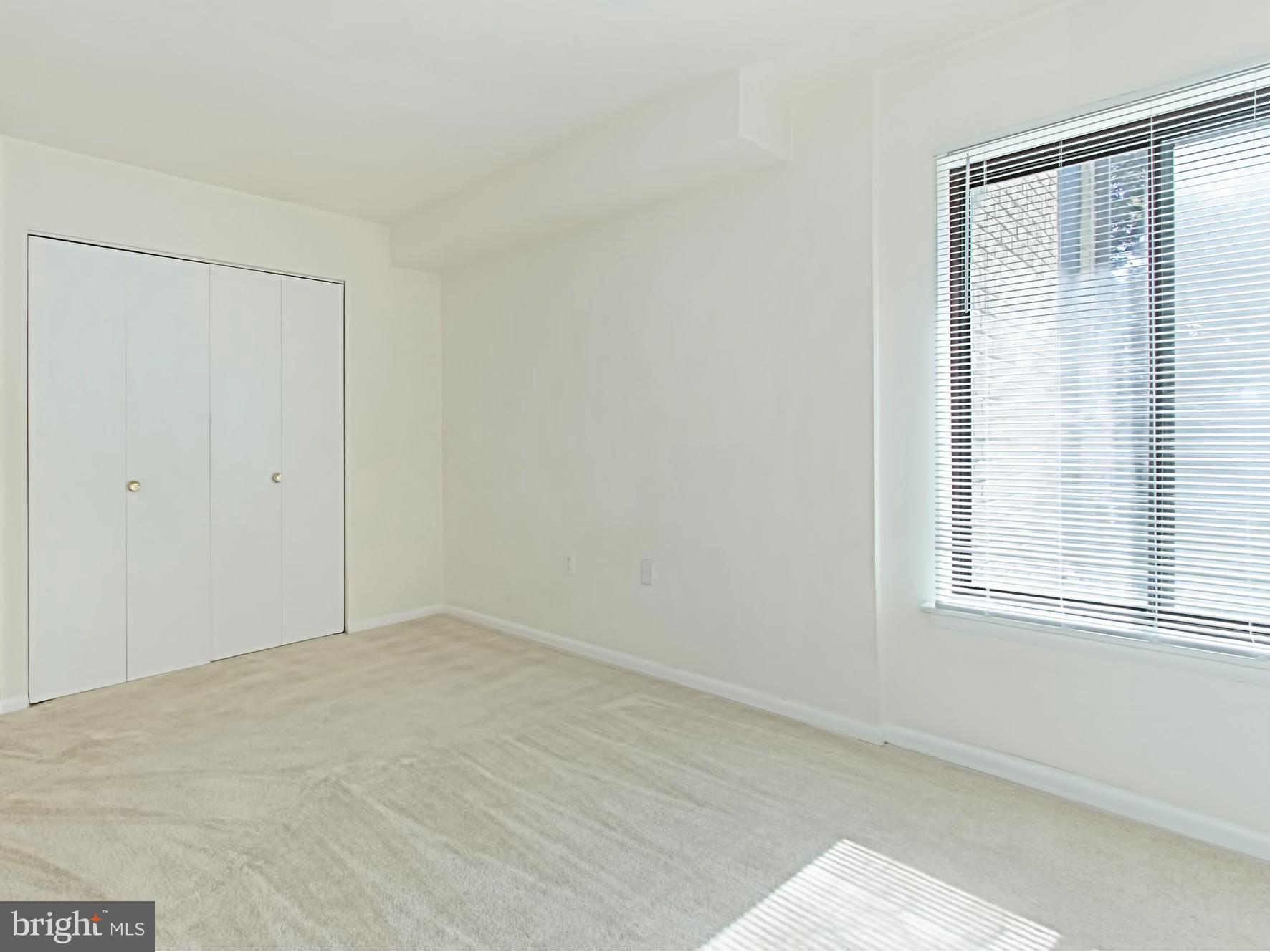 FAIRFIELD COMMONS - Residential