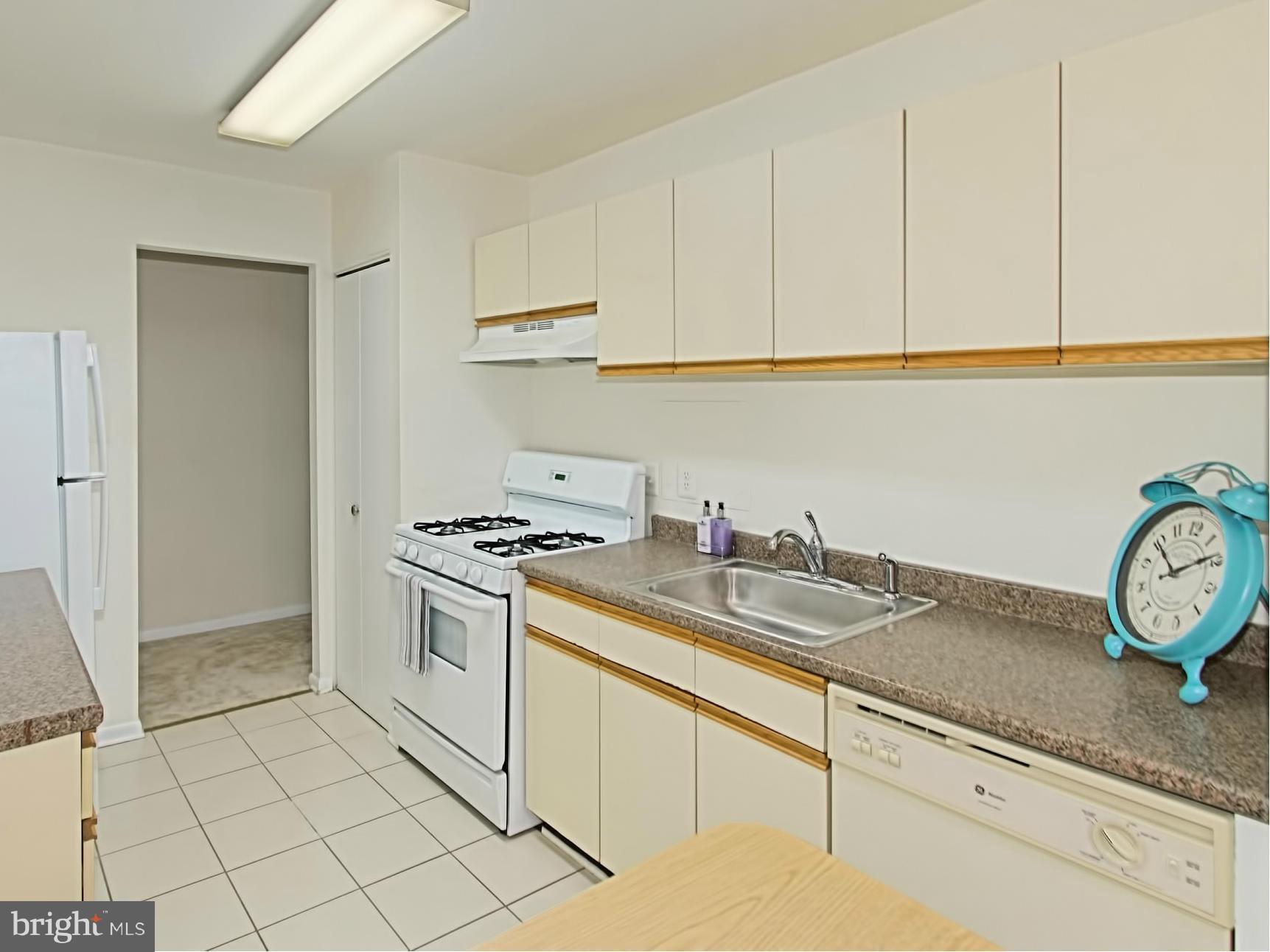 FAIRFIELD COMMONS - Residential